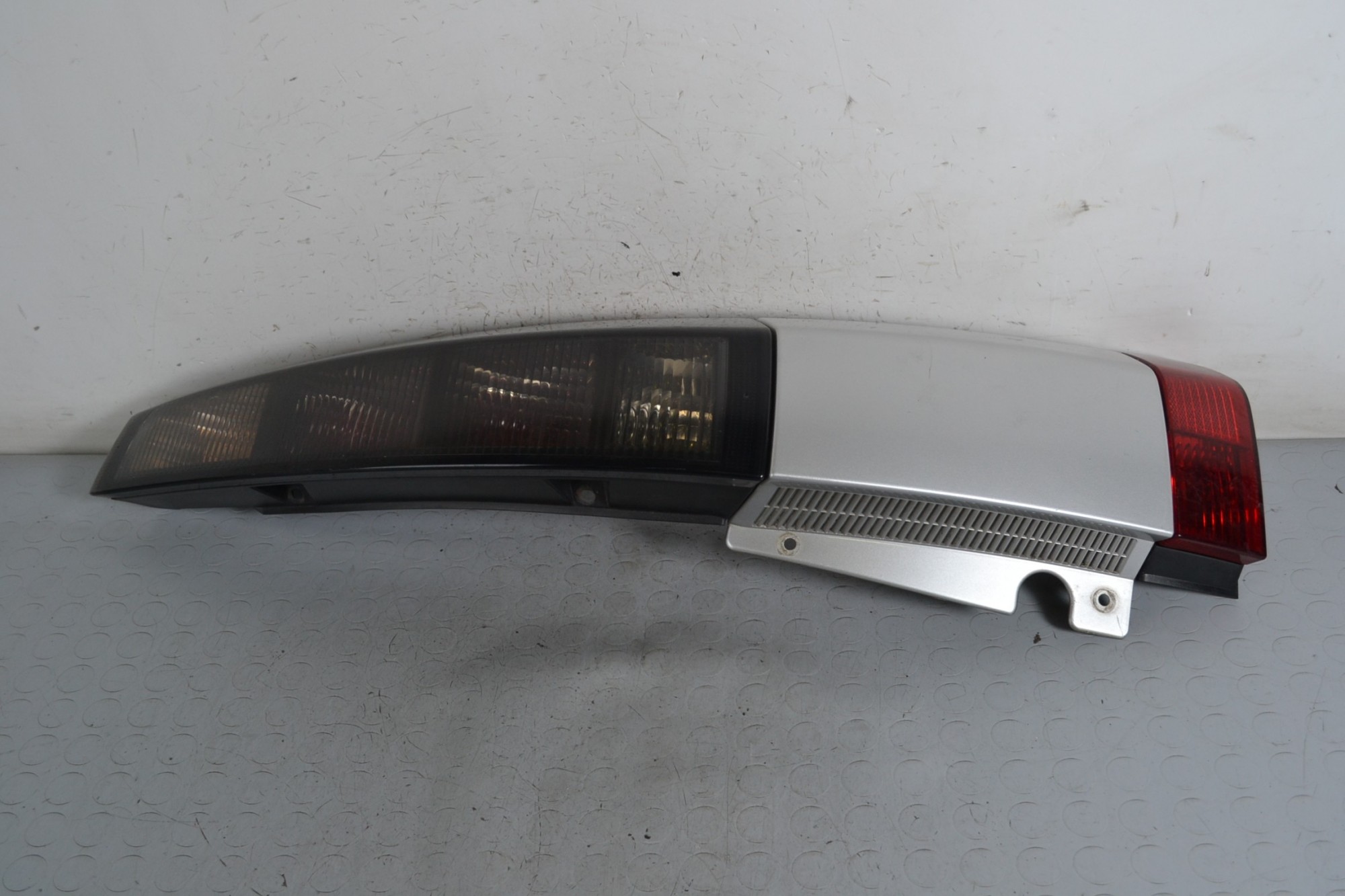 Fanale Stop Posteriore e Fendinebbia Posteriore DX Opel Meriva A dal 2003 al 2010 Cod 13196001  1656681696651