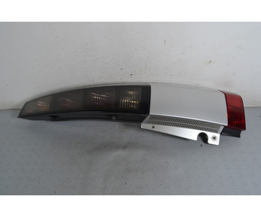 Fanale Stop Posteriore DX Opel Meriva A dal 2003 al 2010 Cod 13196001  1656681696651