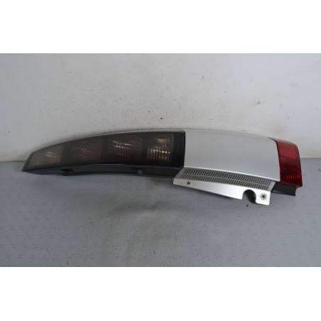 Fanale Stop Posteriore e Fendinebbia Posteriore DX Opel Meriva A dal 2003 al 2010 Cod 13196001  1656681696651