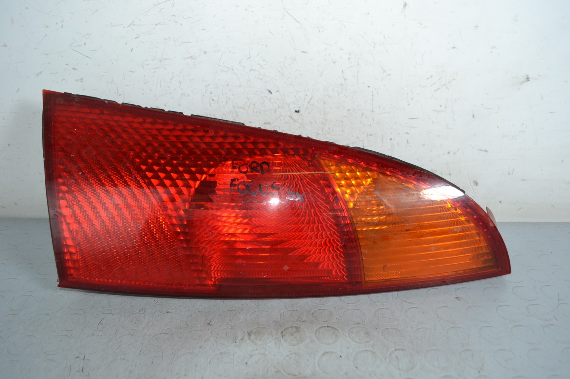 Fanale Stop Posteriore DX Ford Focus I dal 1998 al 2004 Cod 0374D  2411111123324
