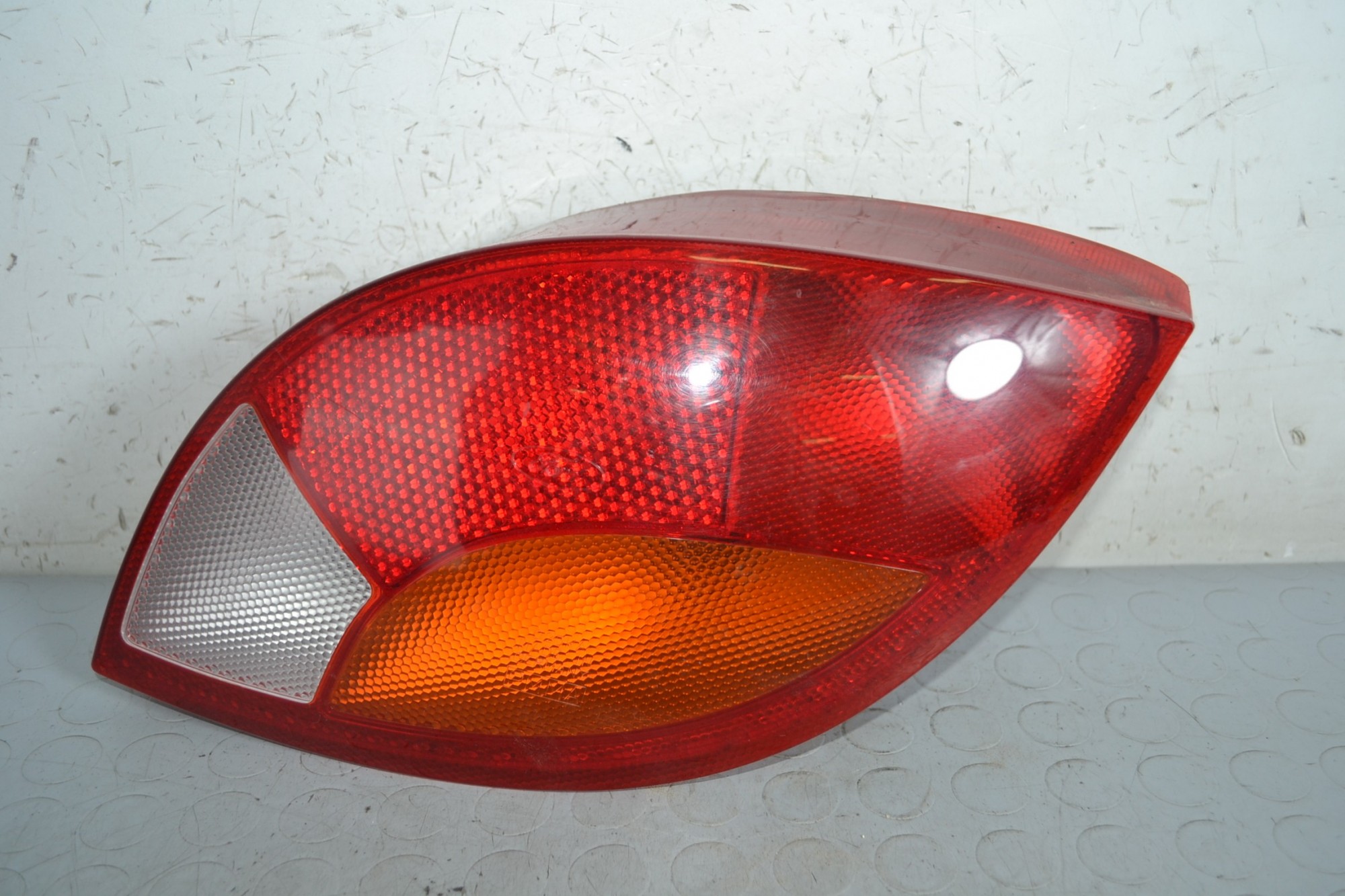 Fanale stop posteriore DX Ford Ka Dal 1996 al 2008 Cod 1105789  1657090690384