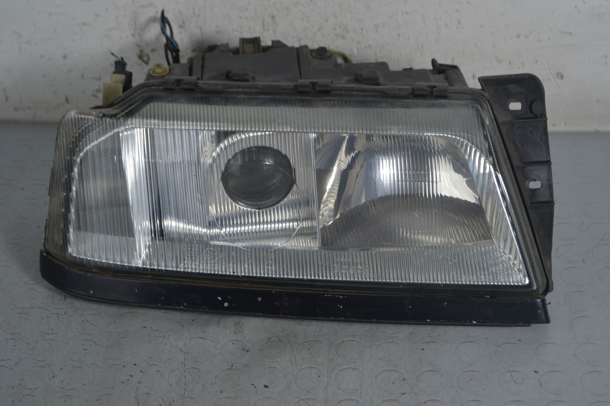 Faro Anteriore DX Alfa Romeo 164 Super dal 1990 al 1997 Cod 1305235208  1657787384848