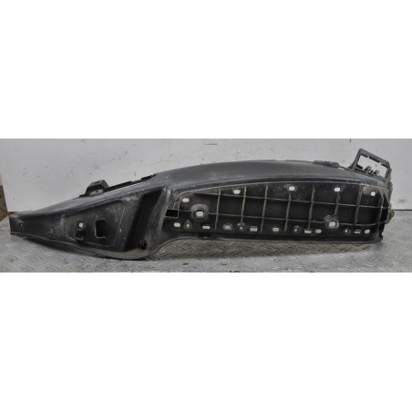 Carena Pedana Poggiapiedi SX Piaggio MP3 250 IE Dal 2006 Al 2011  1658330560771