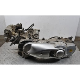 Blocco Motore Aprilia Scarabeo Light 200 Carburatore dal 2007 al 2013 Cod CA03 Num 8001007 Km 26.000  1658331713961