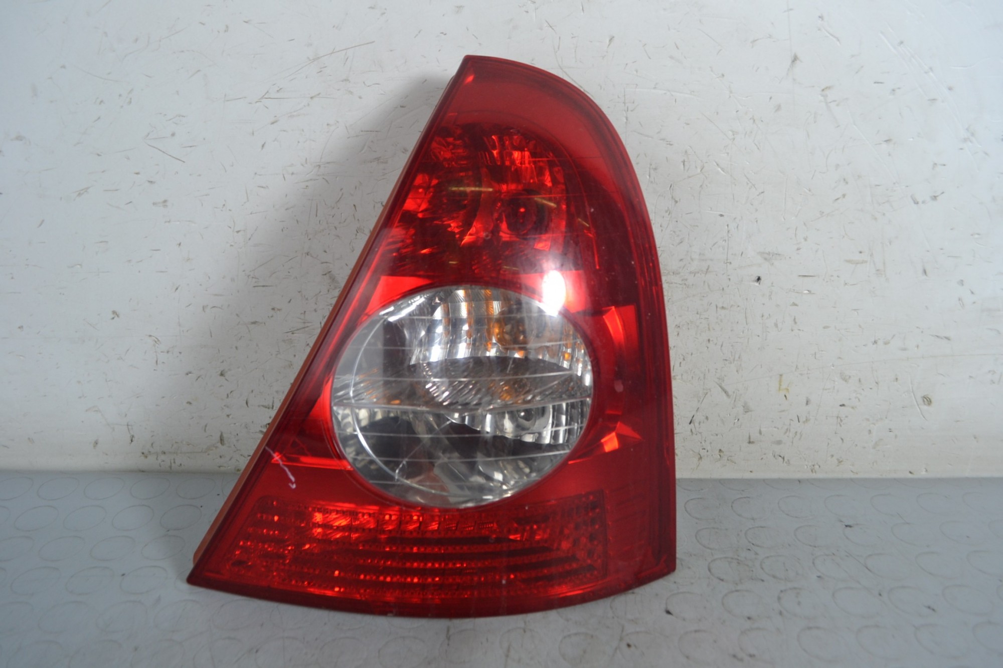 Fanale stop posteriore DX Renault Clio II Dal 1998 al 2012 Cod 8200071414  1658916664398