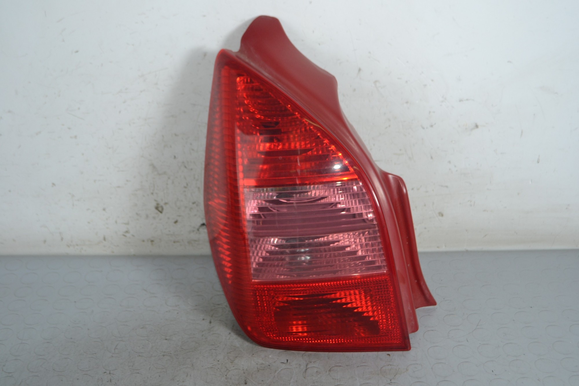 Fanale Stop Posteriore SX Citroen C2 dal 2003 al 2009 Cod 6350Y0  1659341928383