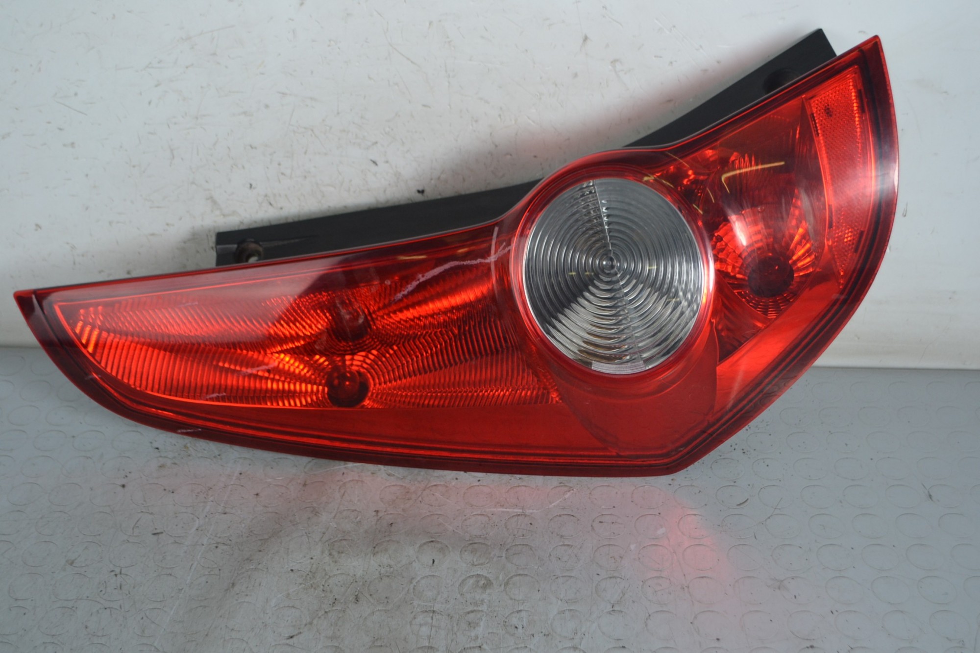 Fanale Stop Posteriore SX Opel Agila B dal 2008 al 2015 Cod 93193683  1659683845782
