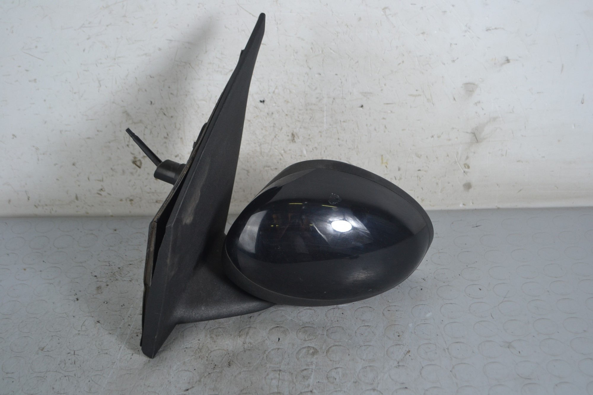Specchietto retrovisore esterno SX Citroen C1 dal 2005 al 2012 Cod 013775  1659689438032