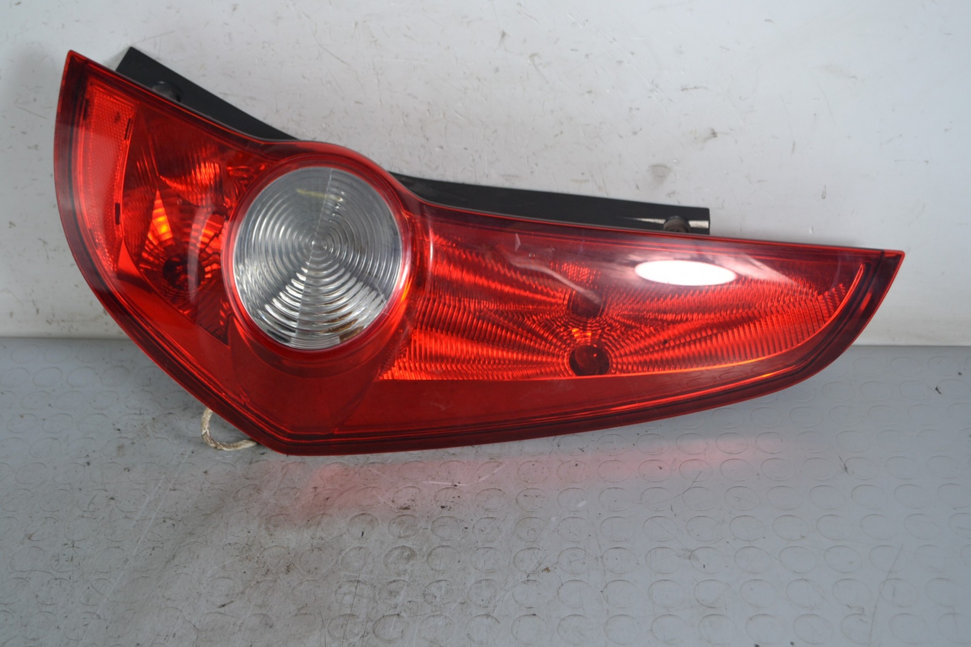 Fanale Stop Posteriore DX Opel Agila B dal 2008 al 2015 Cod 93193680  1659689946124