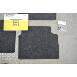 Set completo di tappetini Opel Vectra C Dal 2002 al 2008 Cod EU118999  1660819959662