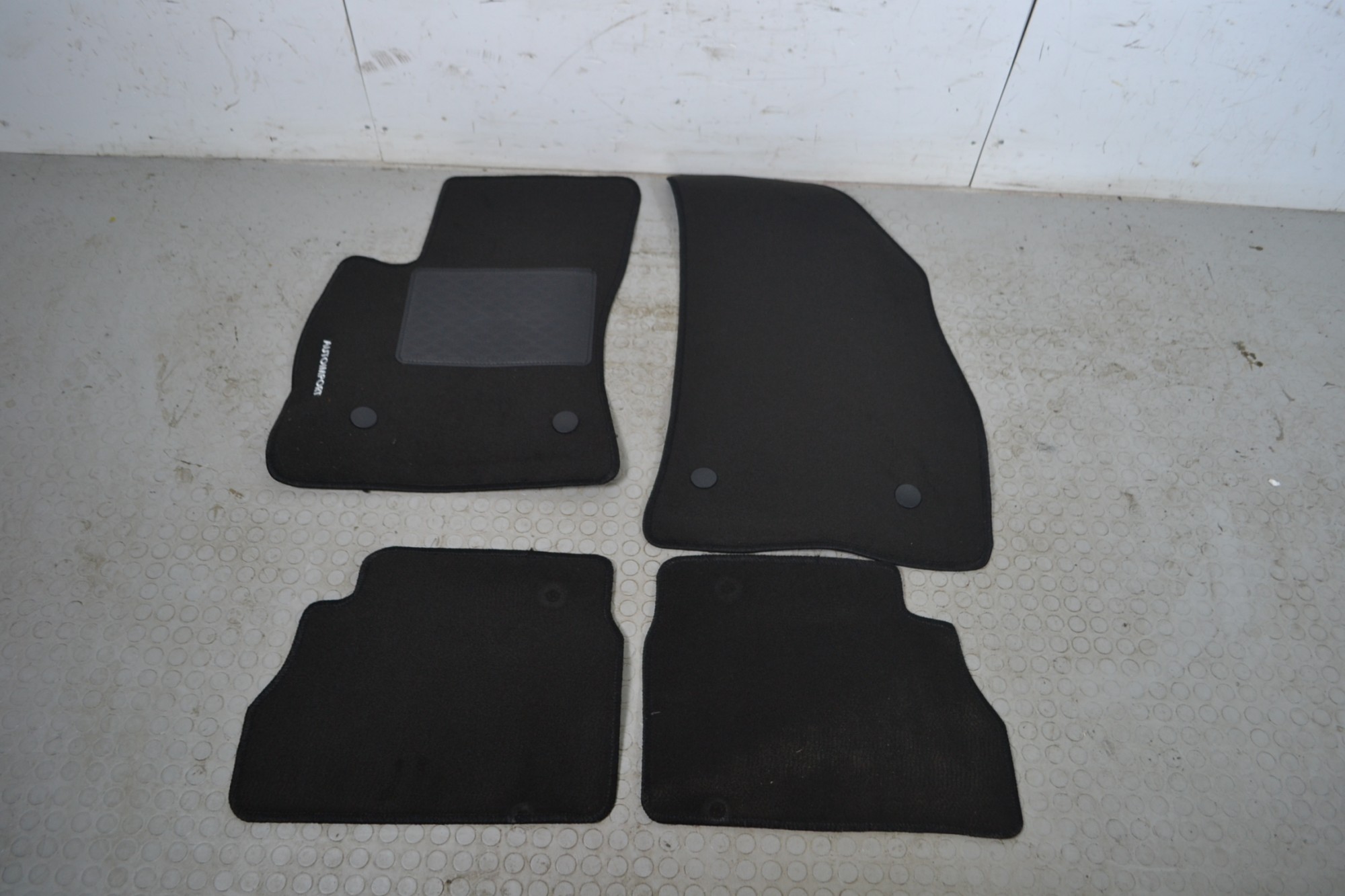 Set completo di tappetini Opel Combo D TOUR Dal 2012 al 2018 Cod 730090  1660824877289