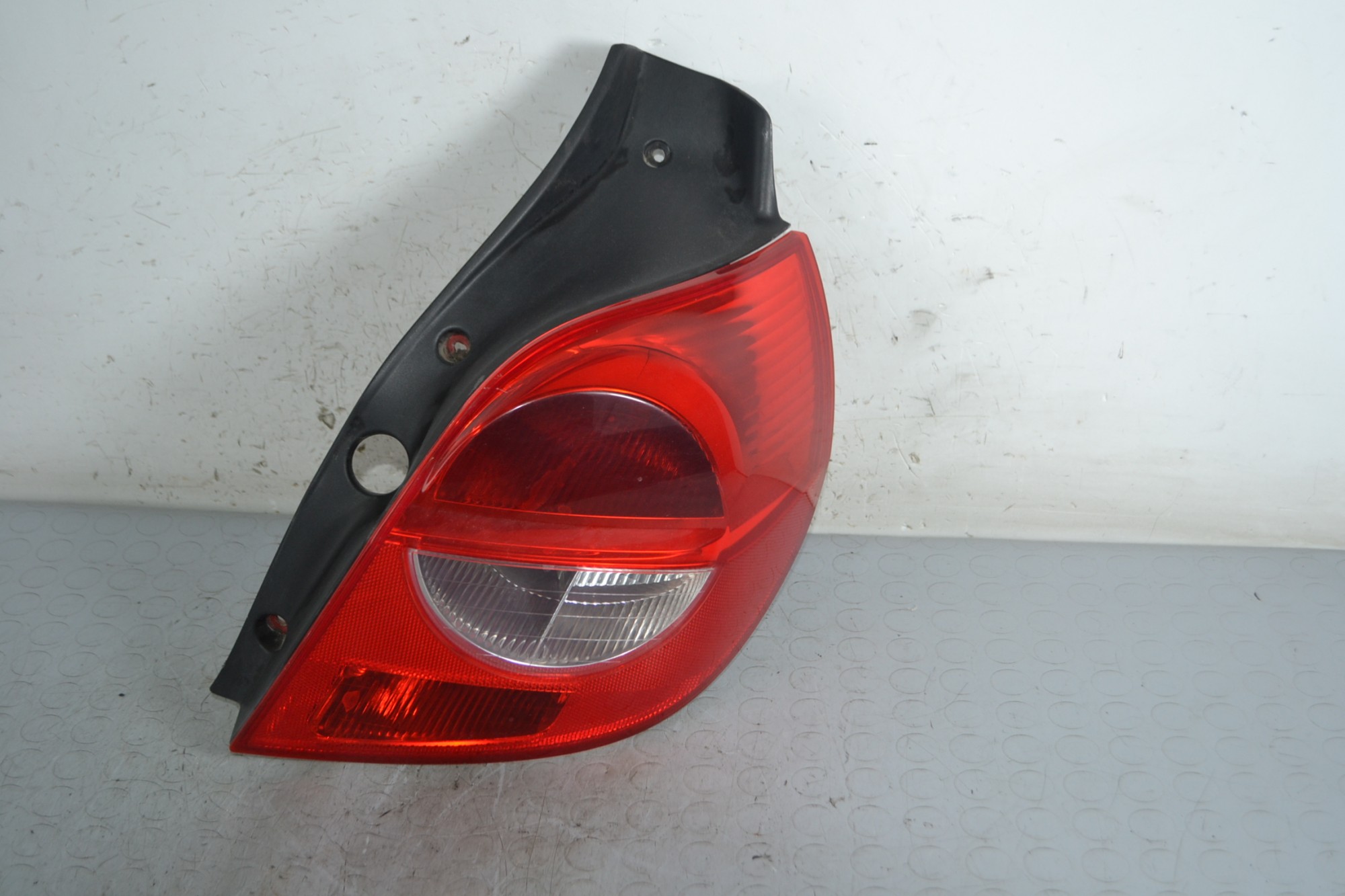 Fanale stop posteriore DX Renault Clio III Dal 2005 al 2012 Cod 89035080  1660893671641