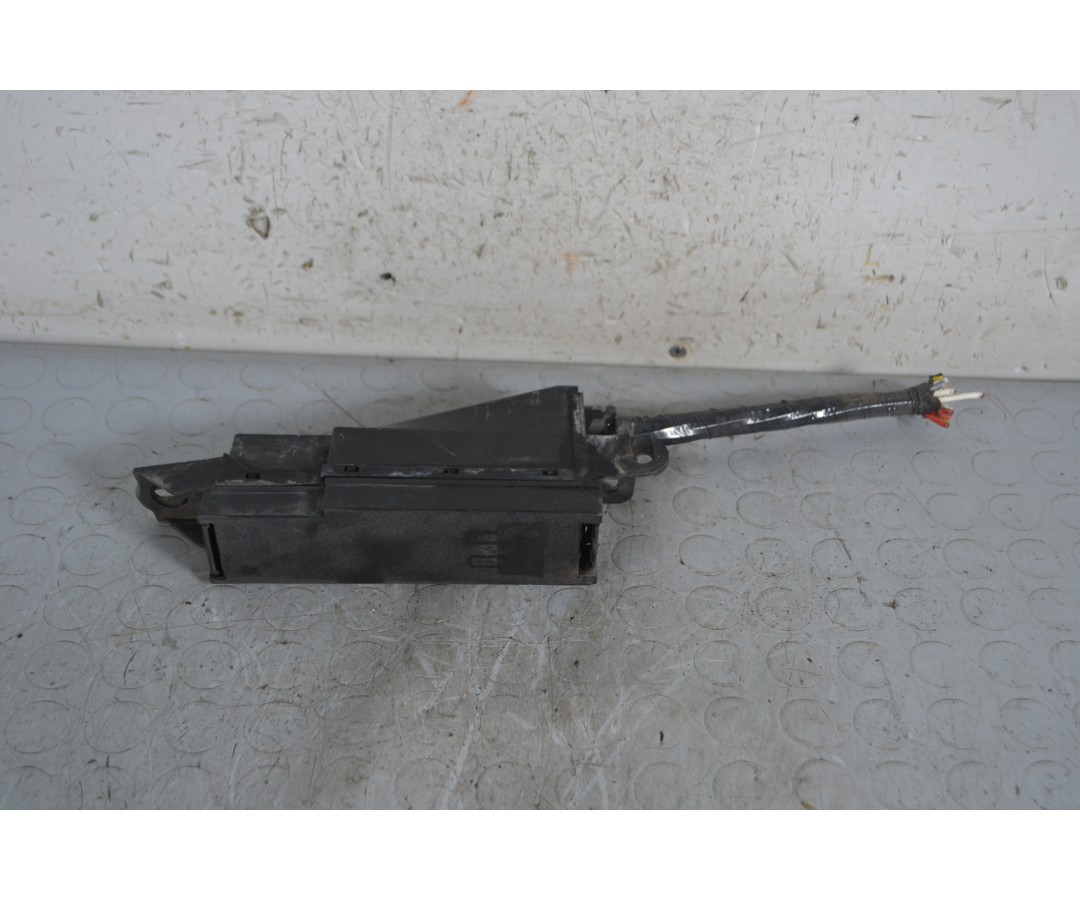 Scatola porta fusibili Renault Clio II Dal 1998 al 2005 Cod 7703397179  1660906413961