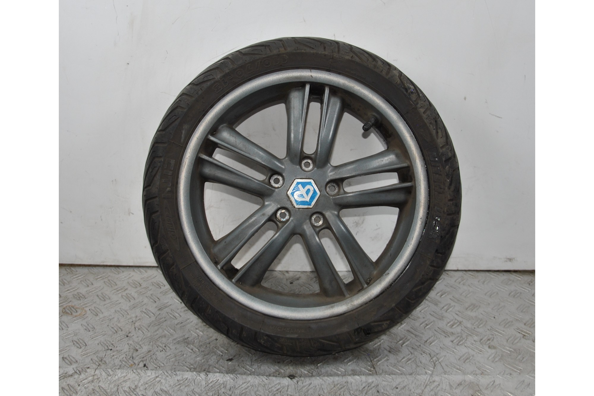 Cerchio Anteriore Completo Piaggio MP3 250 Yourban LT Dal 2011 Al 2018  1661854938438