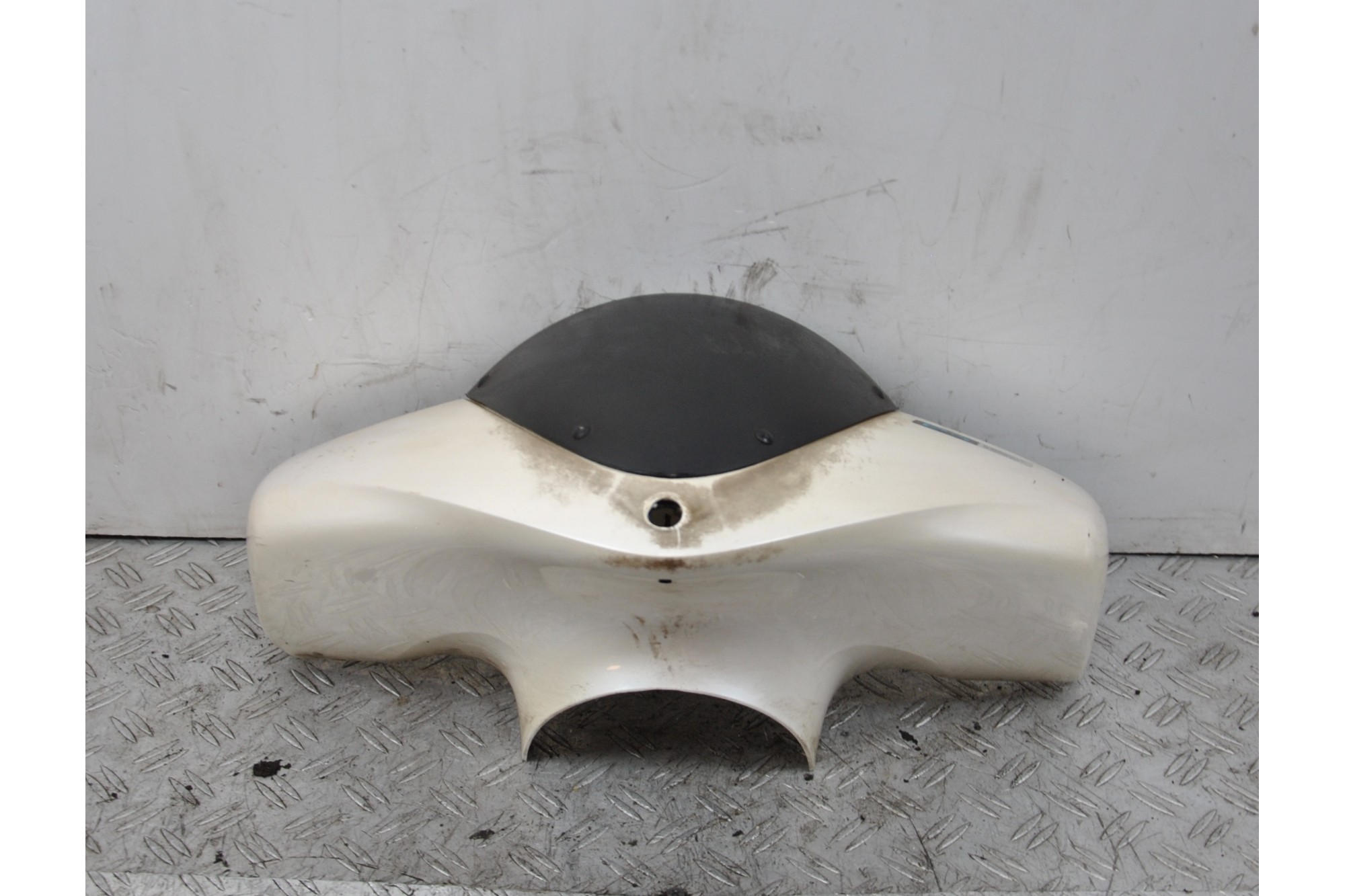 Carena Coprimanubrio Anteriore Honda Chiocciola @ 150 dal 2000 al 2006  1662364874186