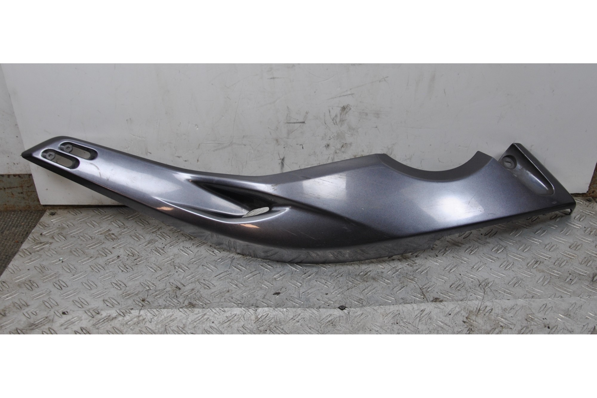 Carena Fianchetto Centrale Laterale Destro Yamaha T-max Tmax 500 Dal 2001 al 2007  1662715408923