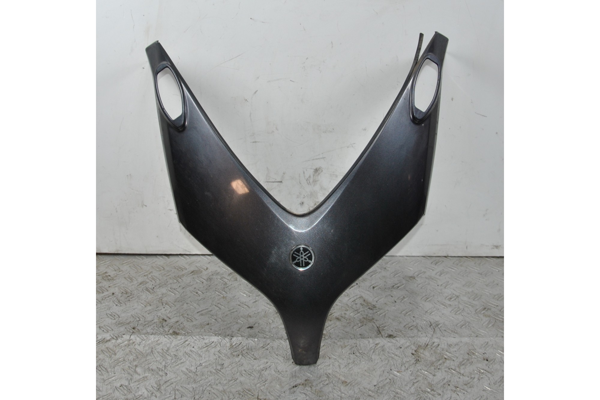 Carena Scudetto Boomerang Anteriore Yamaha T-max Tmax 500 Dal 2001 al 2007  1662715715229