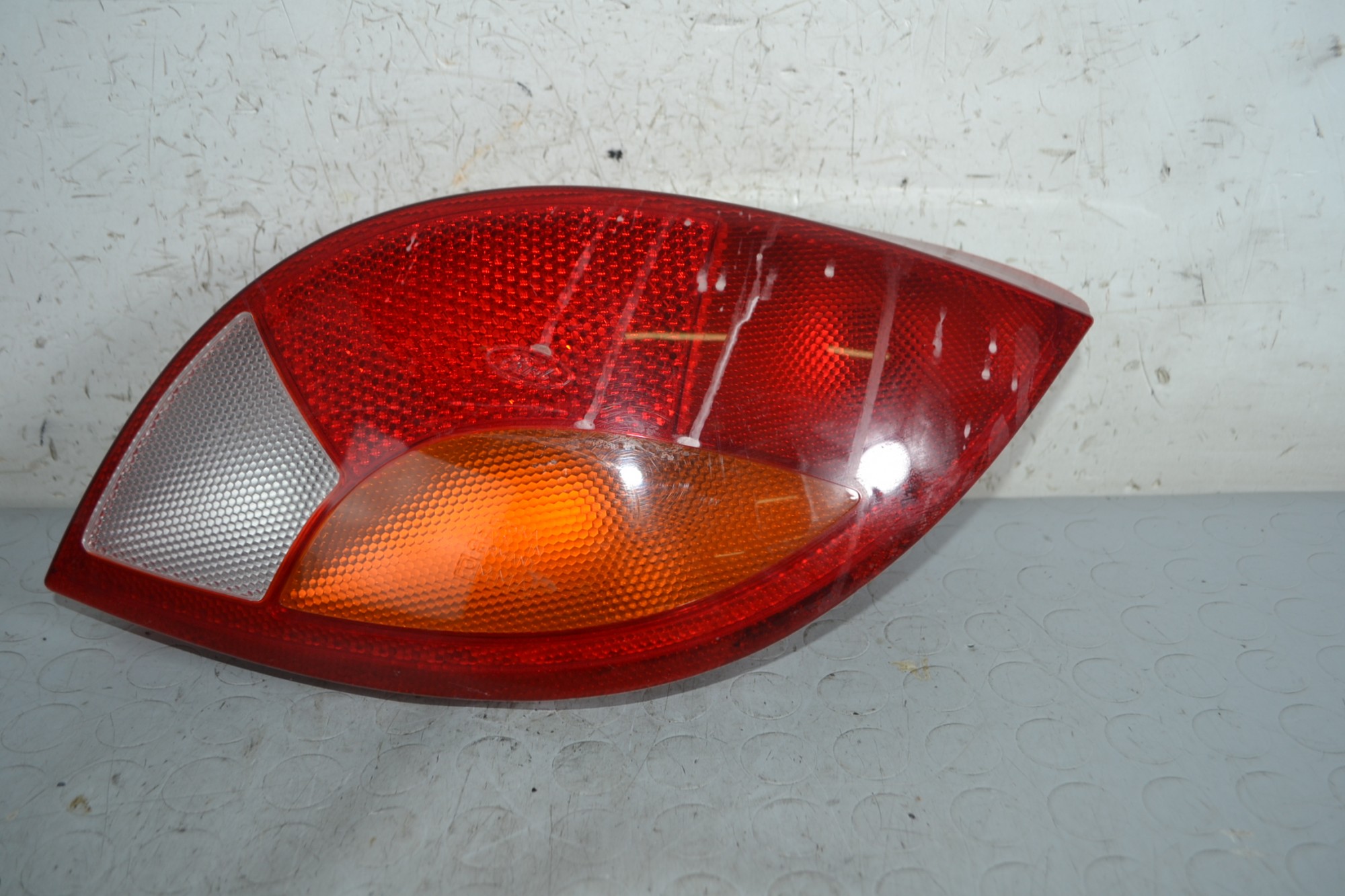 Fanale stop posteriore DX Ford Ka Dal 1996 al 2008 Cod 1105789  1662735858746