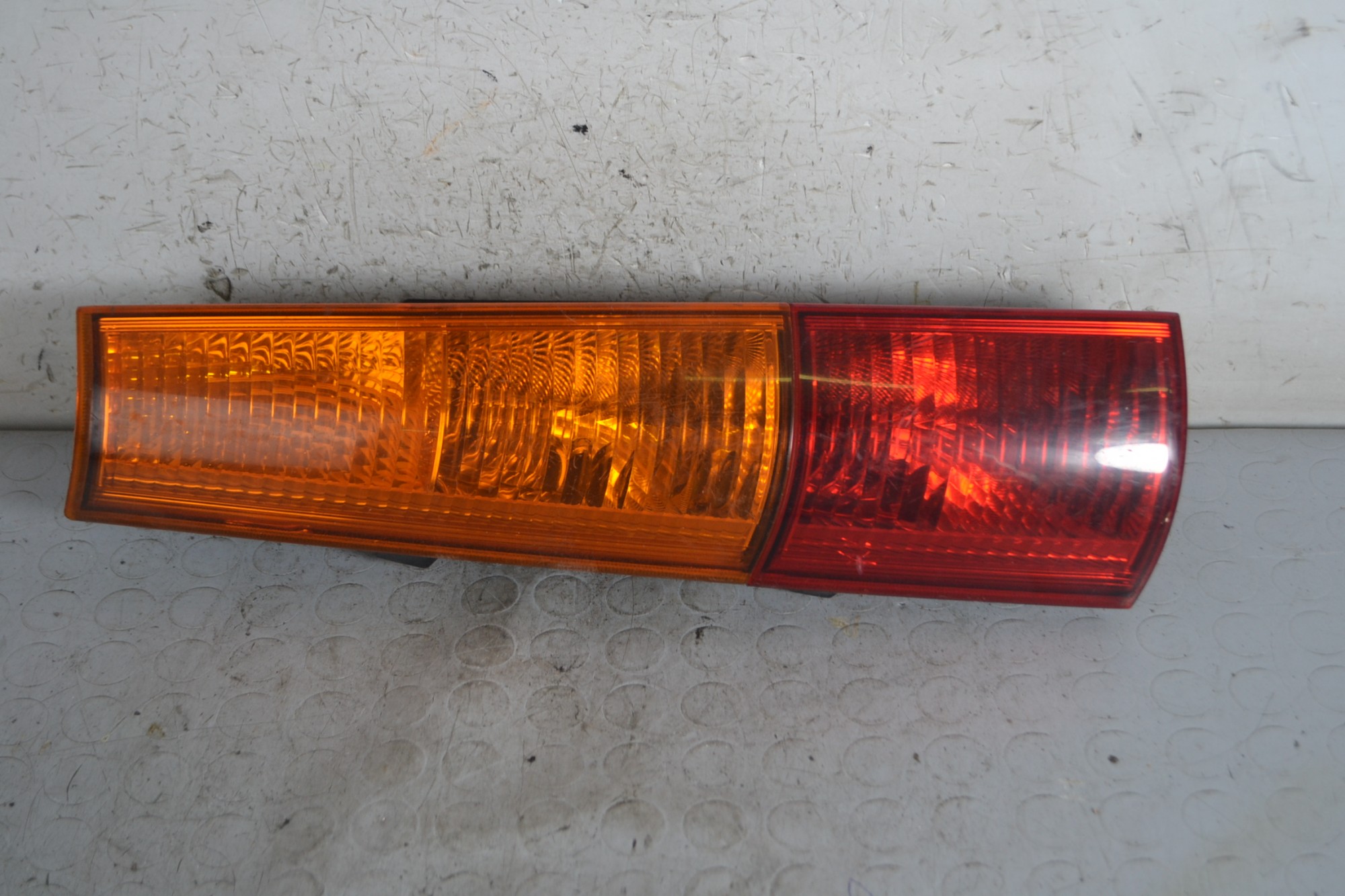 Fanale stop posteriore SX Suzuki Ignis II Dal 2003 al 2008 Cod 3567086G00000  1663163758639