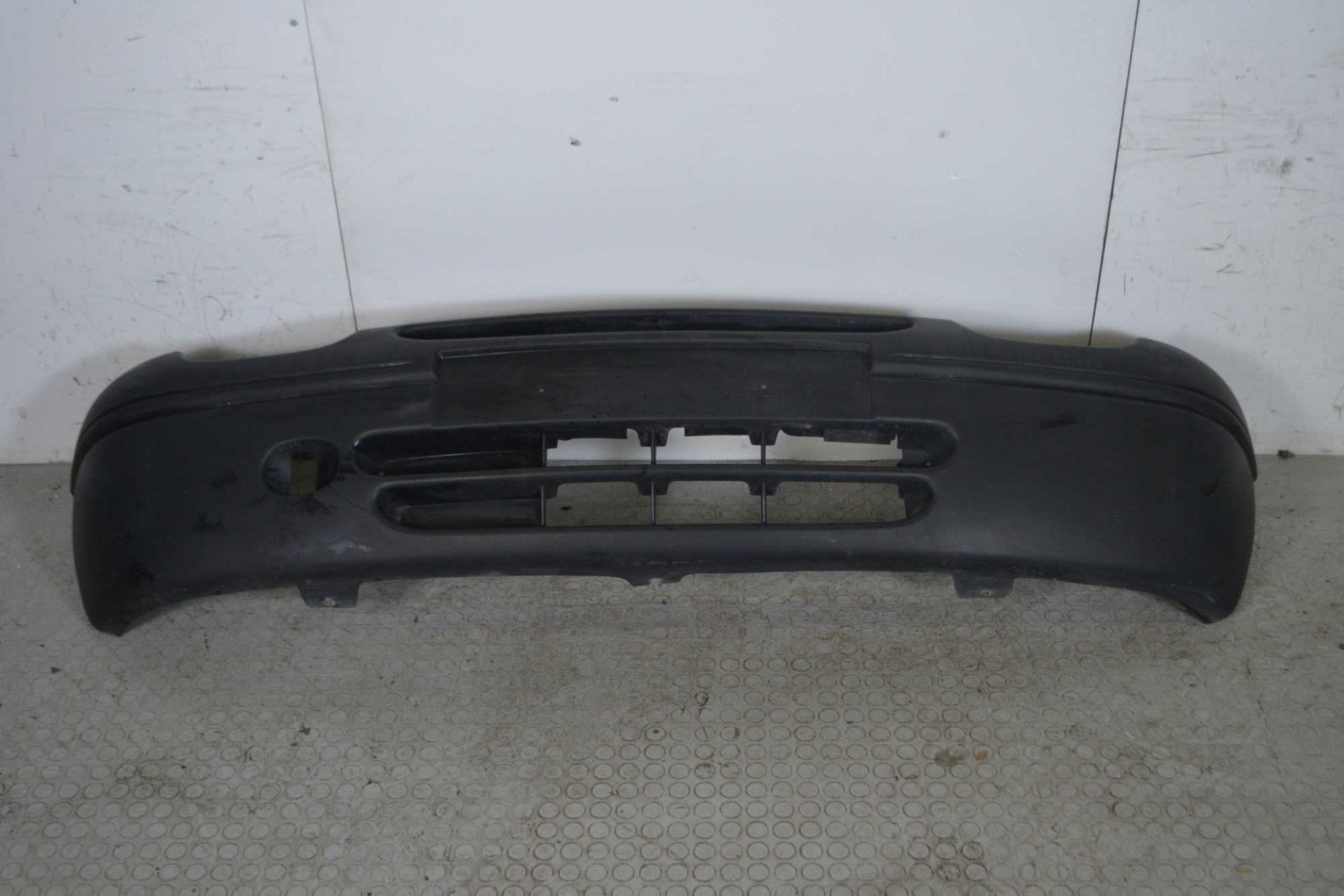 Paraurti anteriore Renault Twingo I Dal 2000 al 2007 Nero  1663579009363