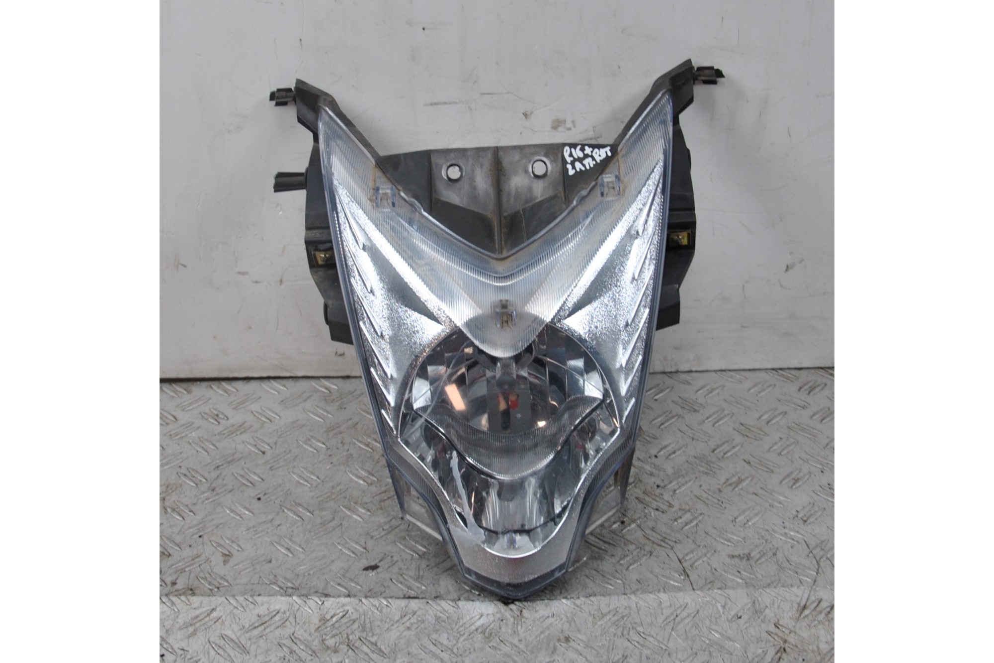 Faro Fanale Anteriore Kymco Agility 200 R16 + Dal 2017 al 2020  1663747993104