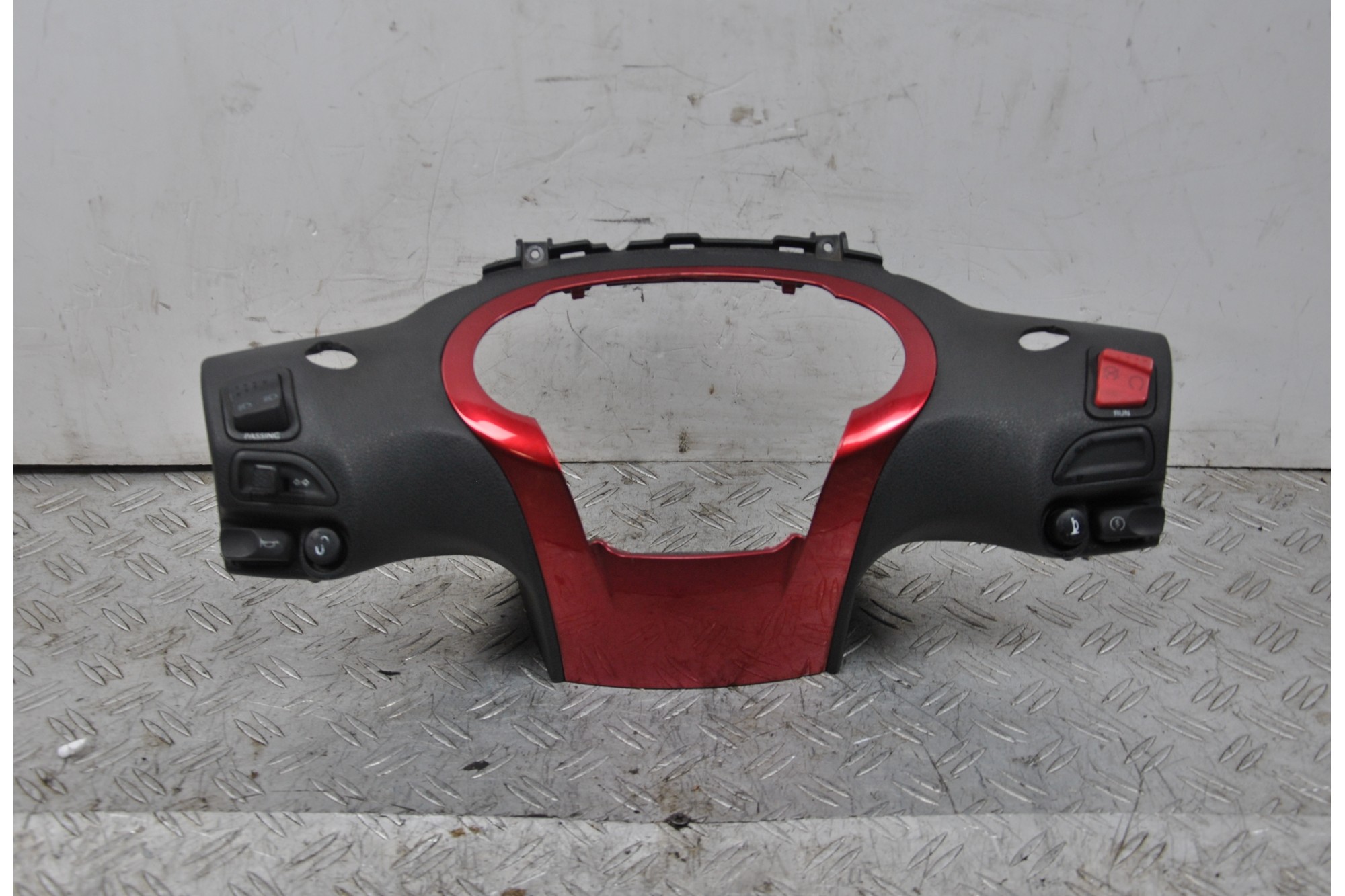 Carena Portastrumentazione Contachilometri Piaggio Beverly 300 dal 2011 al 2018  1663840117643