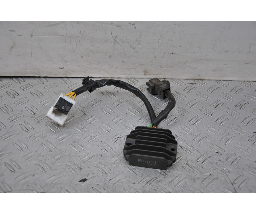 Regolatore Di Tensione Piaggio Vespa S 125 dal 2007 al 2012 Cod SH640LA  1664264164169