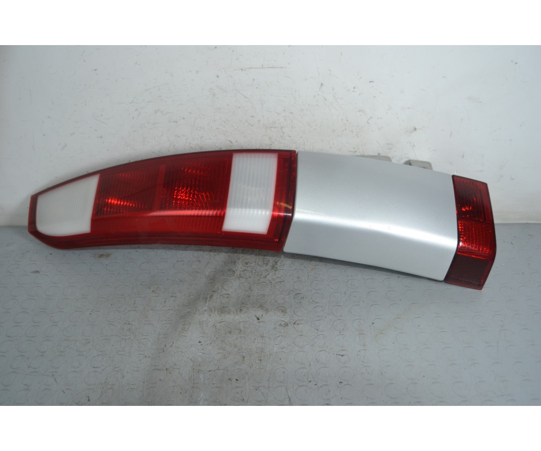 Fanale Stop Posteriore SX Opel Meriva A dal 2003 al 2010 Cod 13130027  1664285640239