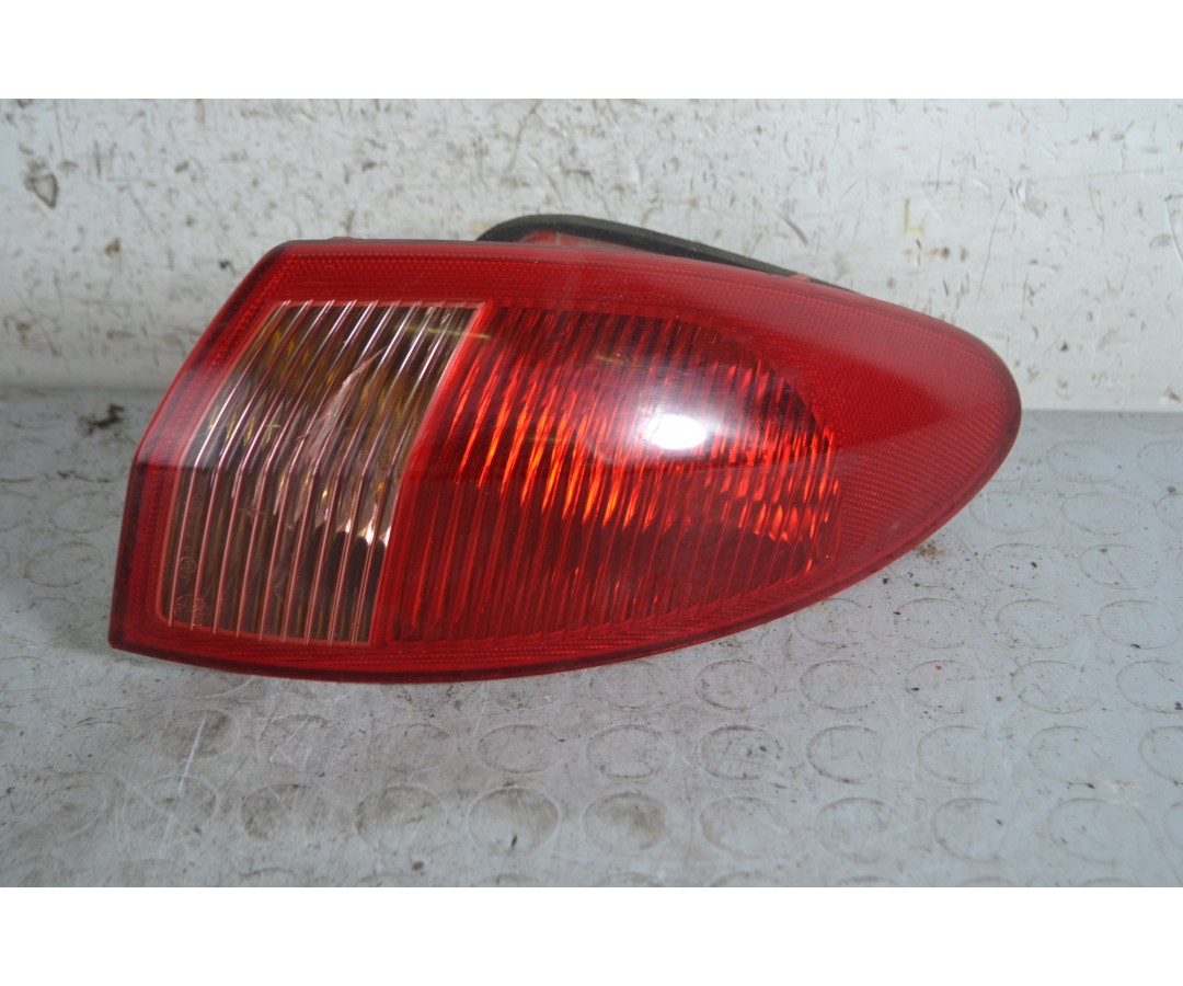 Fanale stop posteriore esterno DX Alfa Romeo 147 Dal 2000 al 2010 Cod 46556347  1664290255312