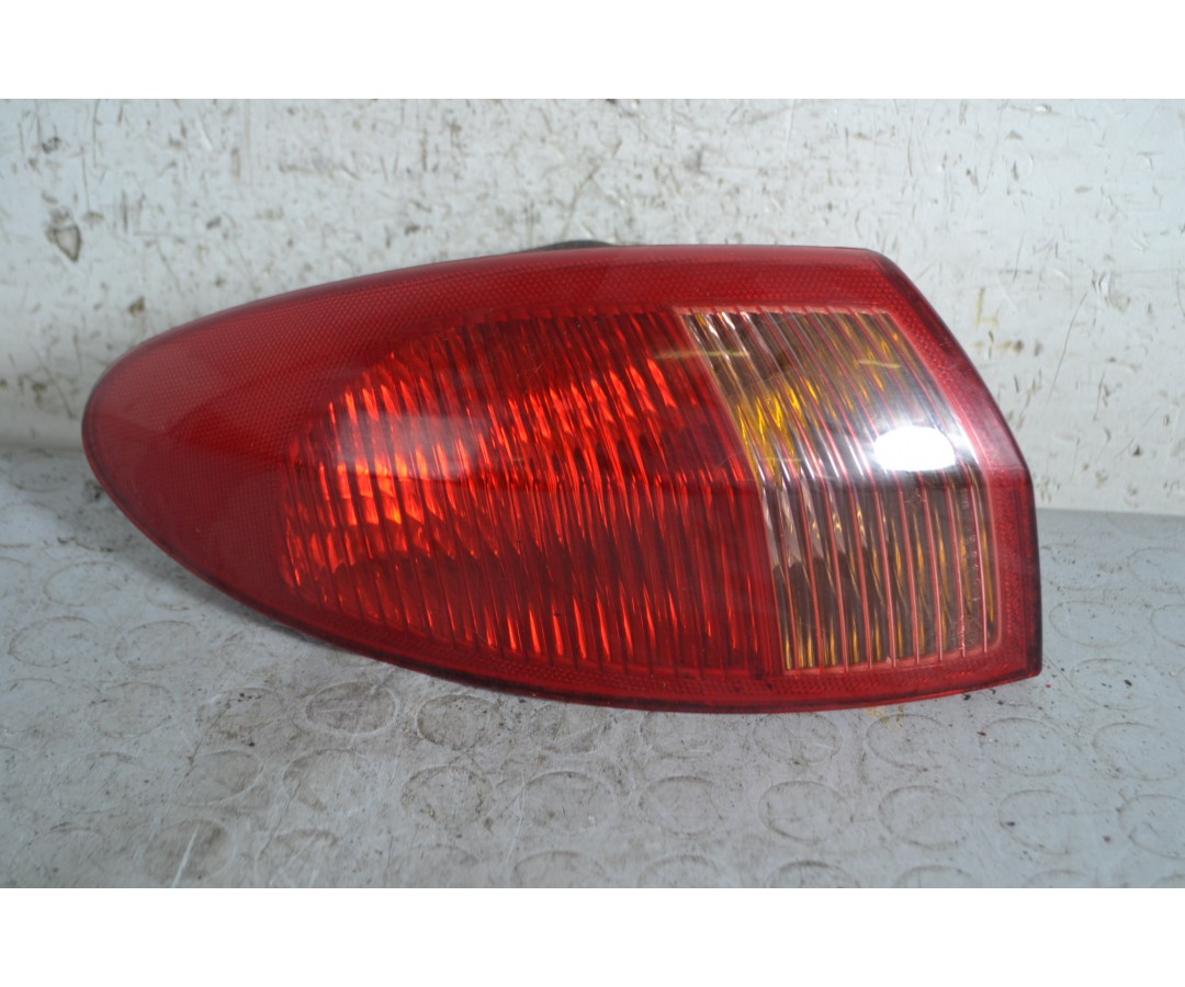 Fanale stop posteriore esterno SX Alfa Romeo 147 Dal 2000 al 2010 Cod 46556349  1664290463427