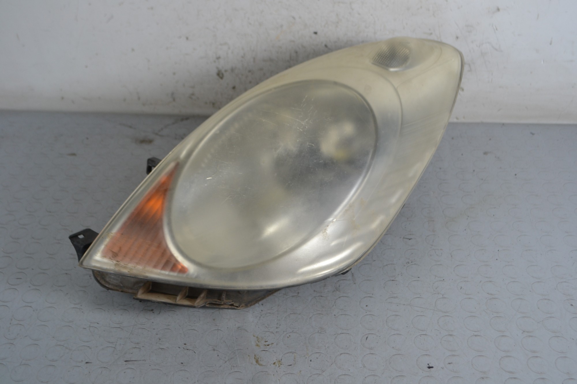 Faro Anteriore SX Nissan Note dal 2006 al 2013 Cod 260609u100  1664290953881
