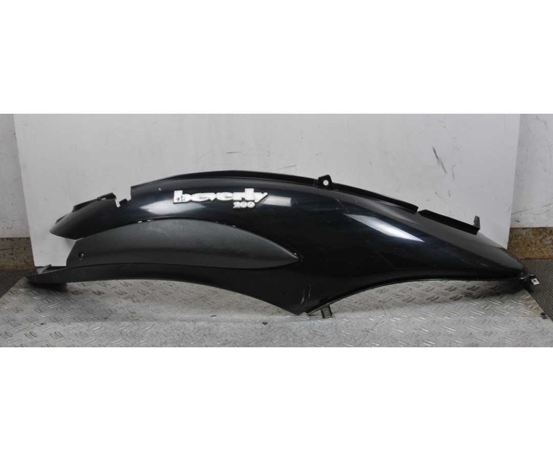 Carena Fianchetto Laterale DX Posteriore Piaggio Beverly 200 dal 2001 al 2010  1664869935843