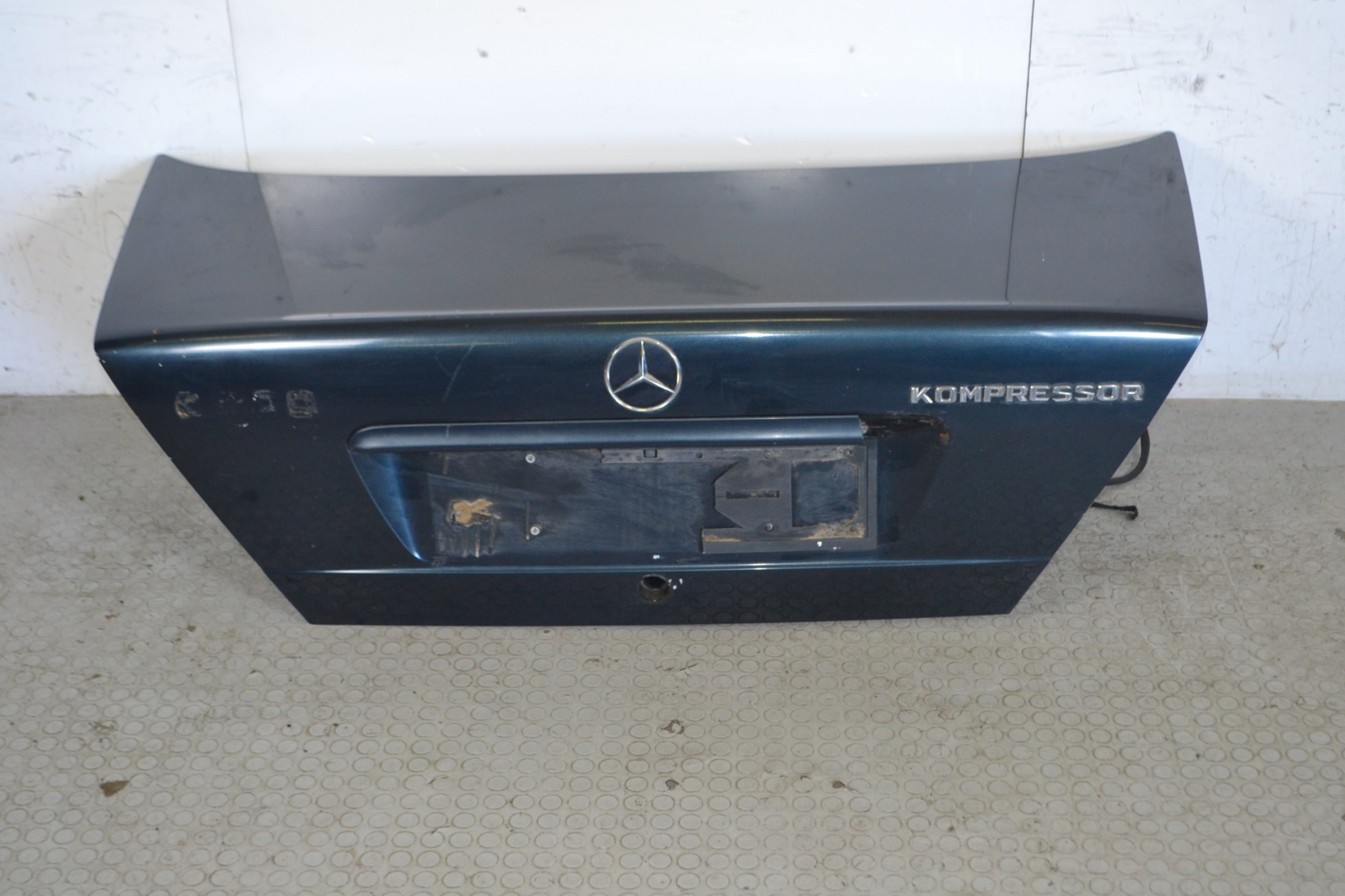 Portellone Bagagliaio Posteriore Mercedes Classe C W202 dal 1993 al 2001  1664954537754