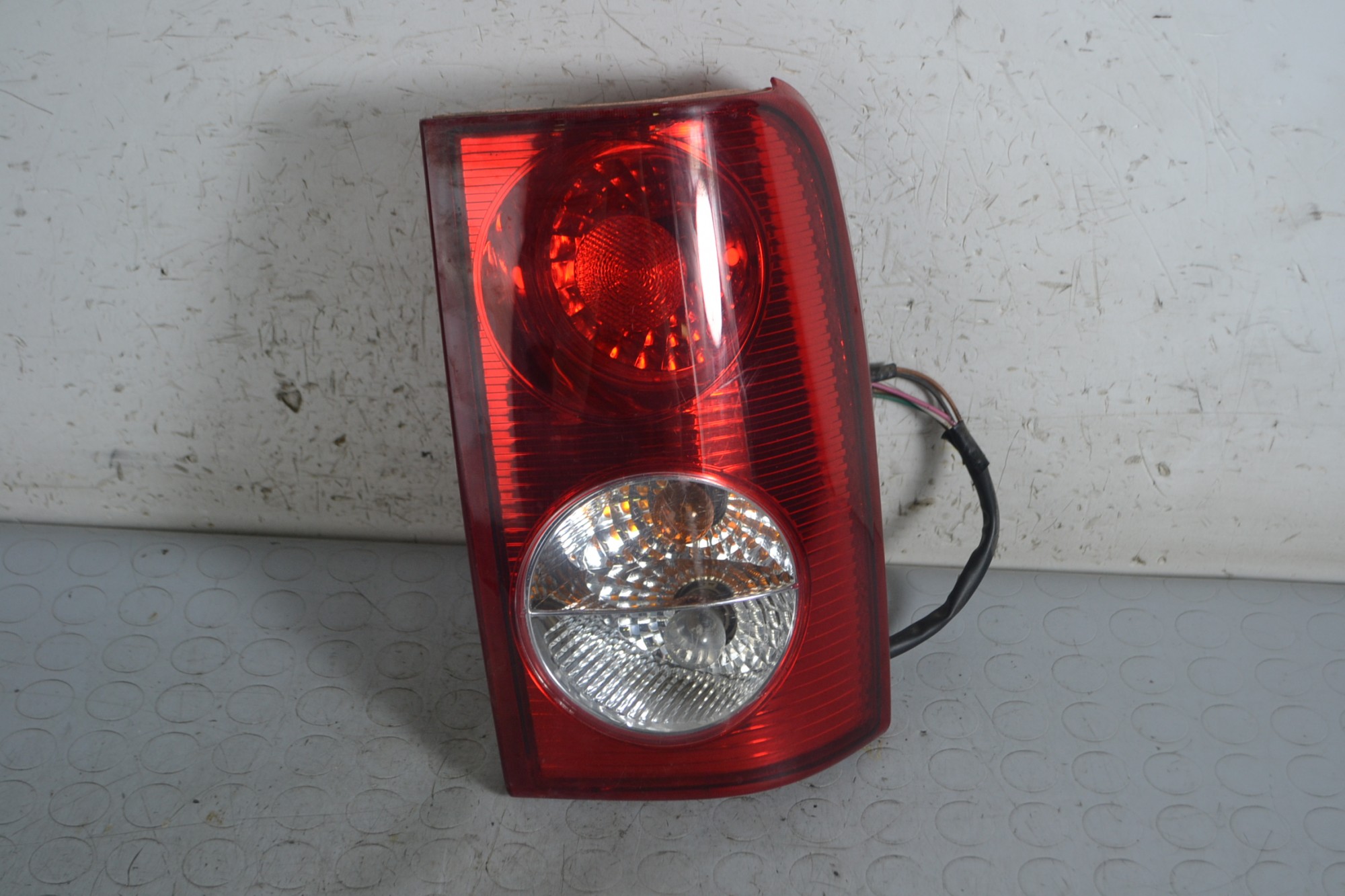 Fanale Stop Posteriore DX Tata Safari dal 2005 al 2012 Cod 269954410116  1664965522886