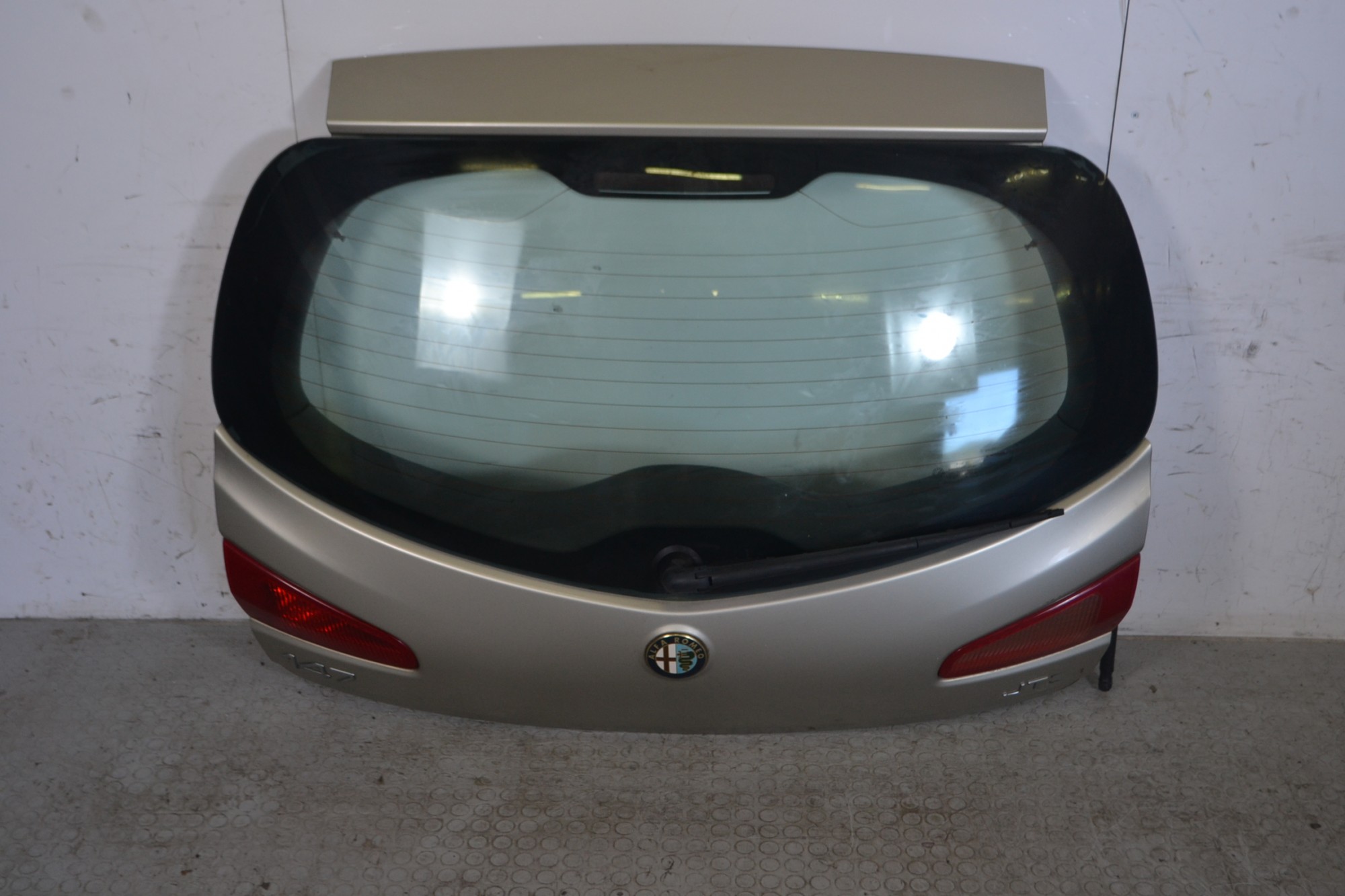 Portellone bagagliaio posteriore Alfa Romeo 147 Dal 2000 al 2010 Cod 46545613  1664974058901