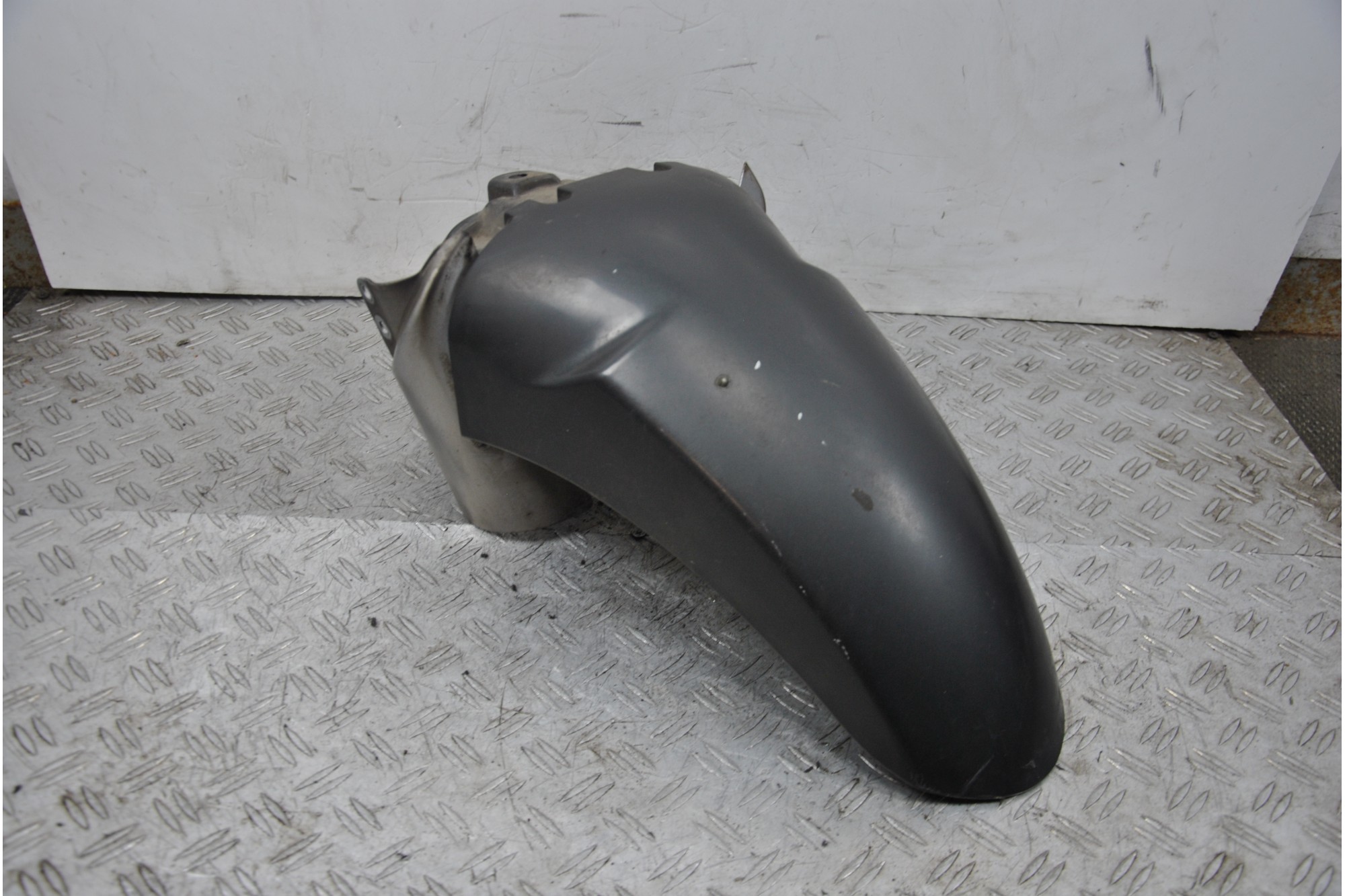 Carena Parafango Anteriore Aprilia Scarabeo Light 125 / 200 dal 2007 al 2013  1664983139363