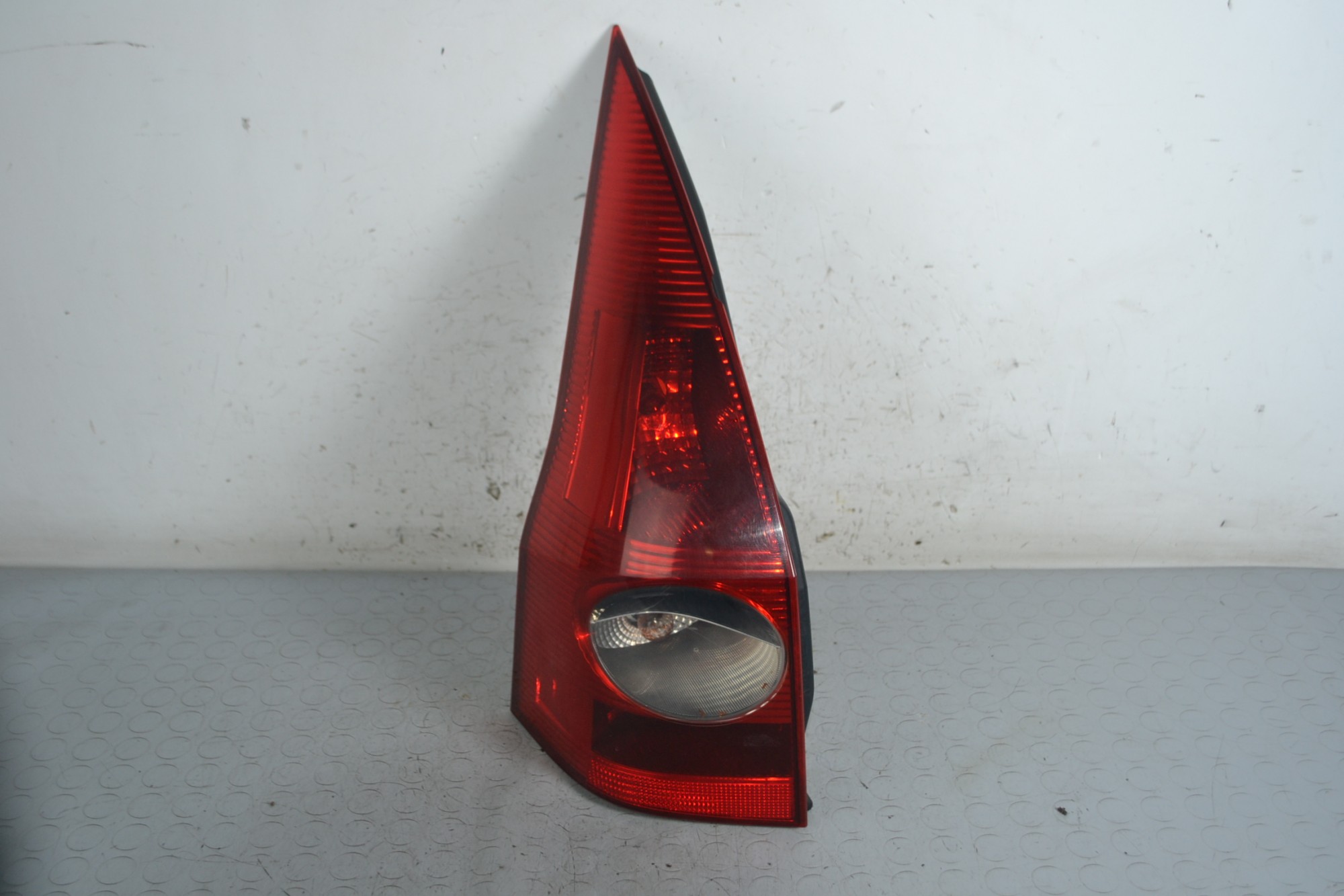 Fanale Stop Posteriore SX Renault Megane II SW dal 2002 al 2010 Cod 8200142684  1665995754308