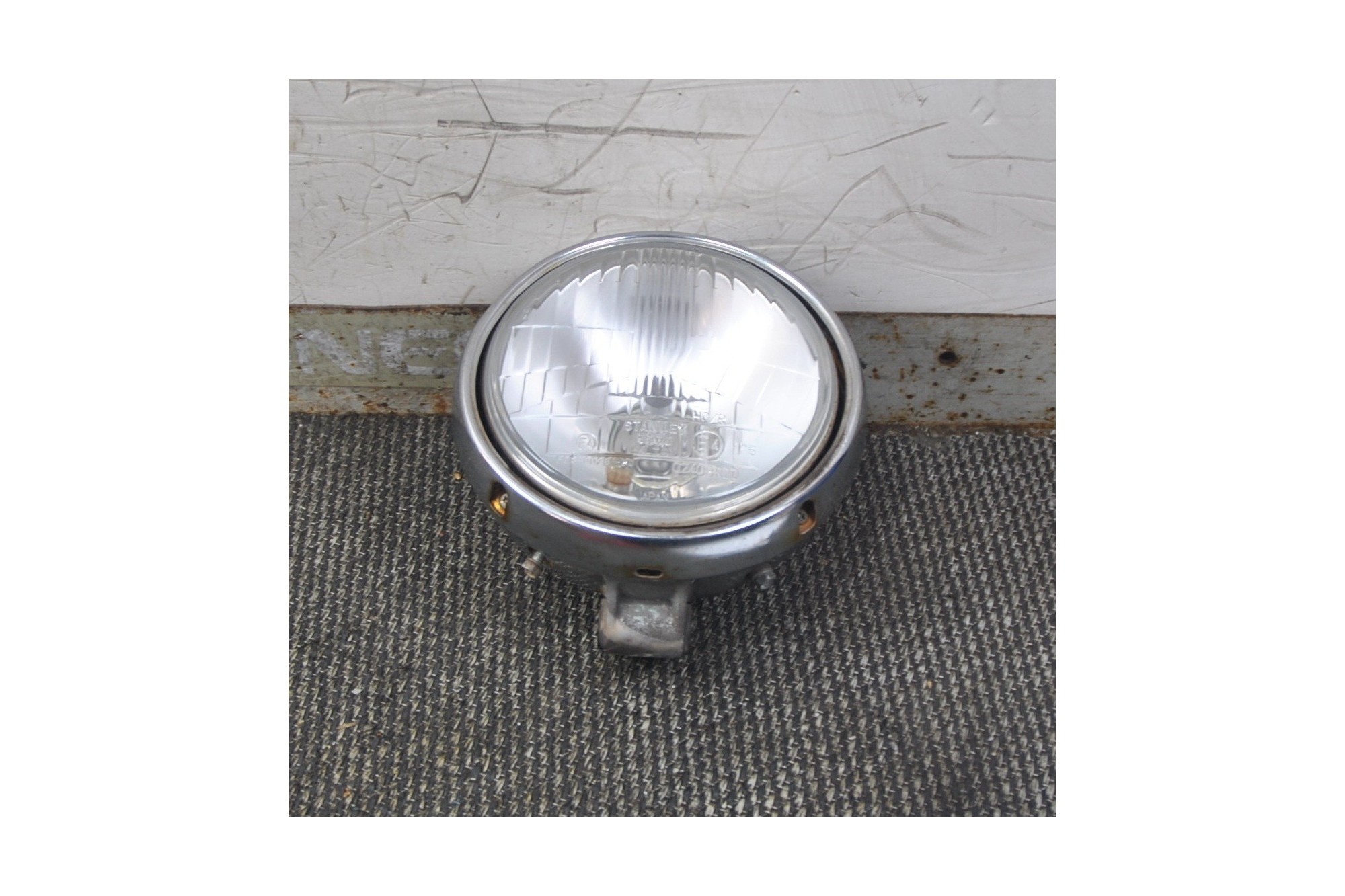 Faro fanale anteriore Suzuki Marauder 250 dal 1999 al 2006 cod. 02408R20  2411111121894