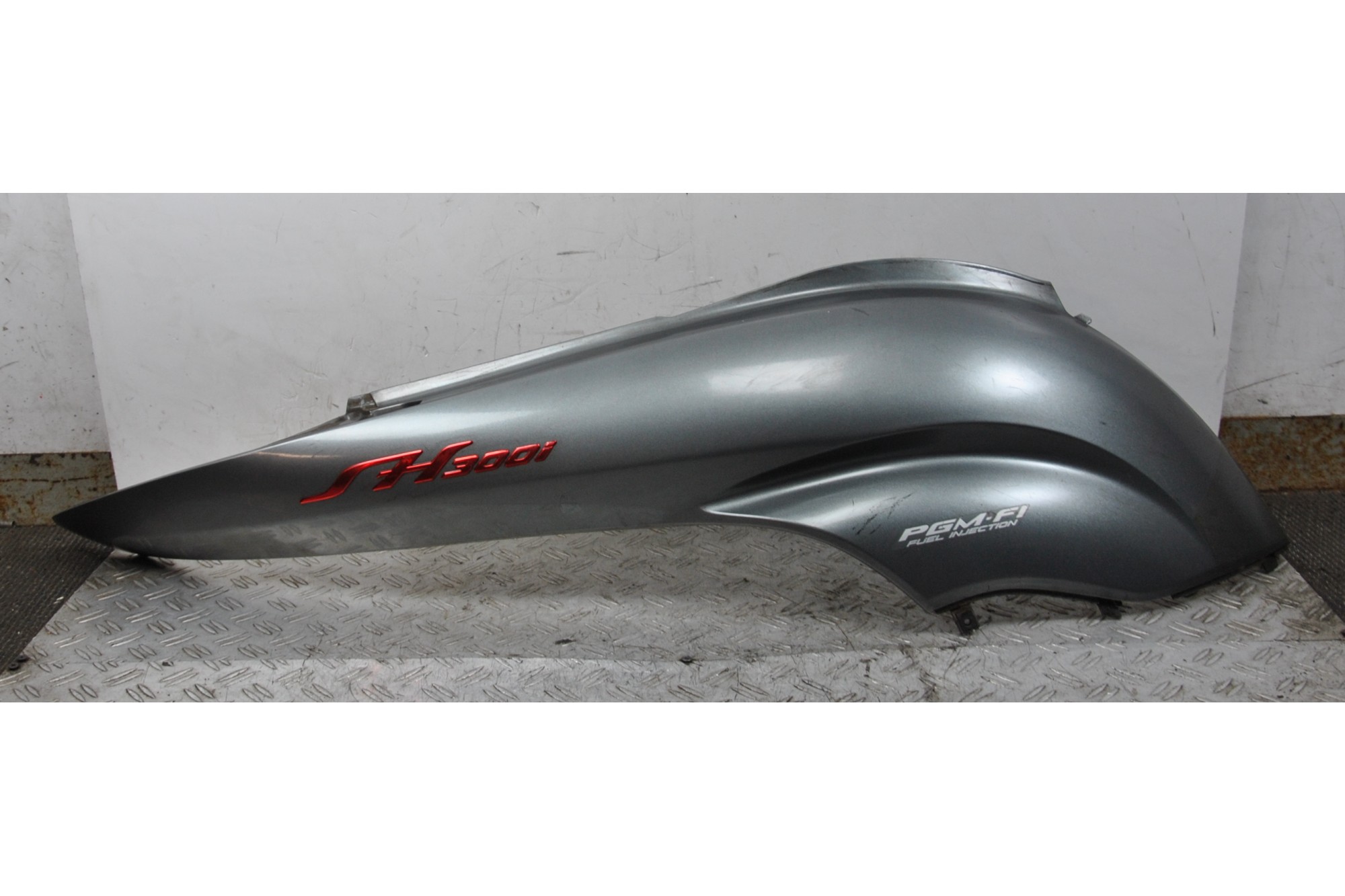 Carena Fianchetto Laterale DX Honda Sh 300 Dal 2006 al 2010  1666346697183