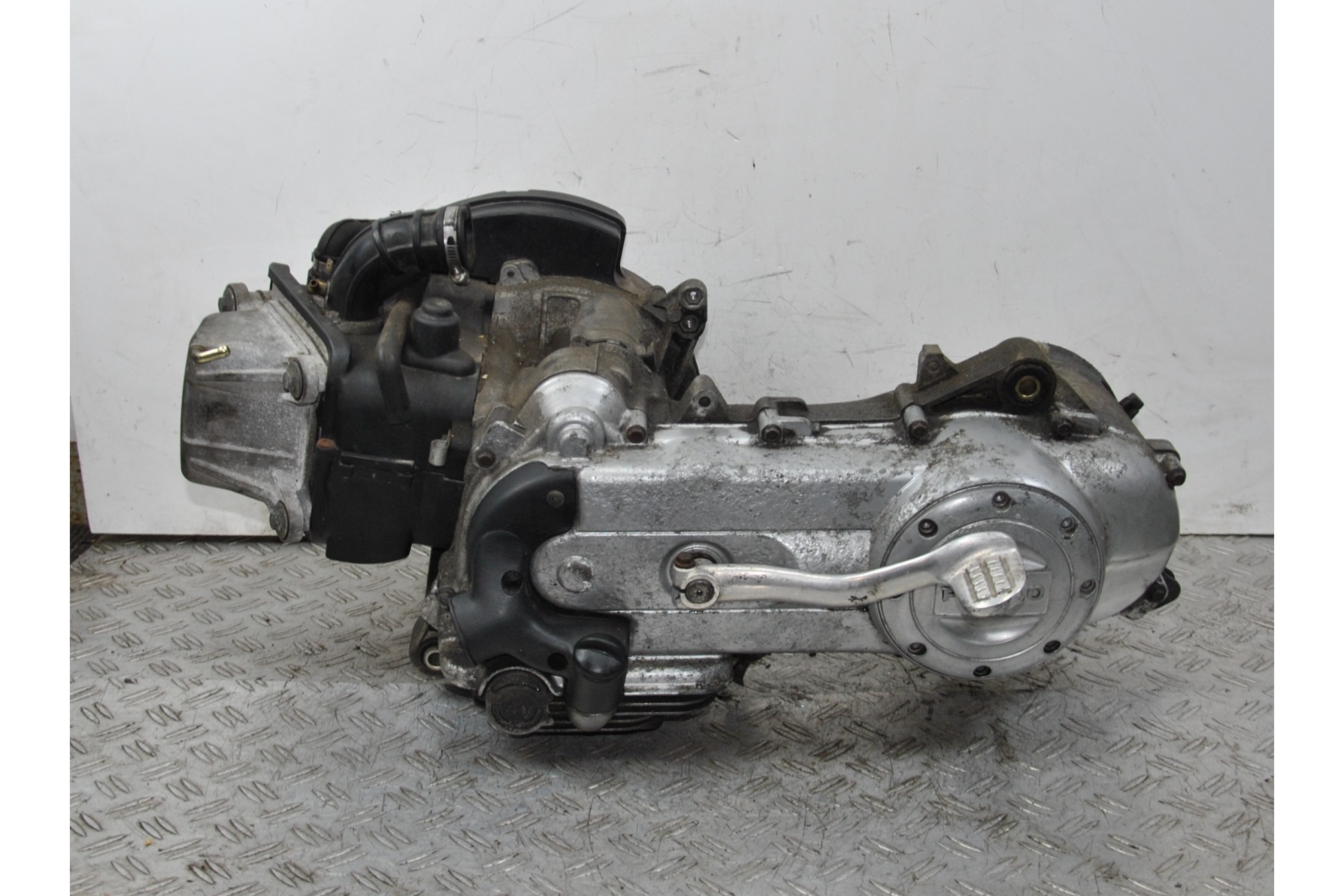 Blocco Motore Completo Piaggio Vespa S / LX 50 dal 2007 al 2010 COD : C387M NUM : 1682  1666605731863