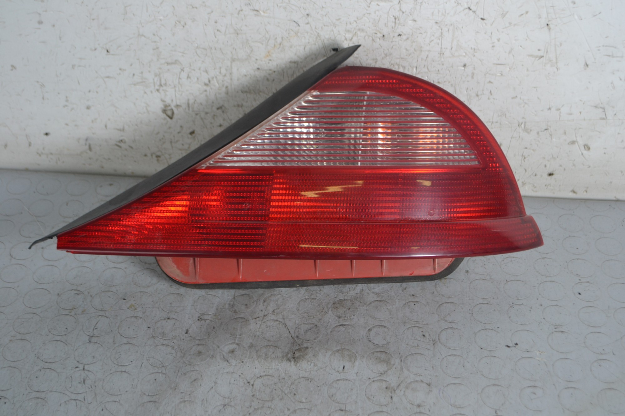 Fanale Stop Posteriore DX Lancia Y dal 1995 al 2003 Cod 46777339  1666624507623