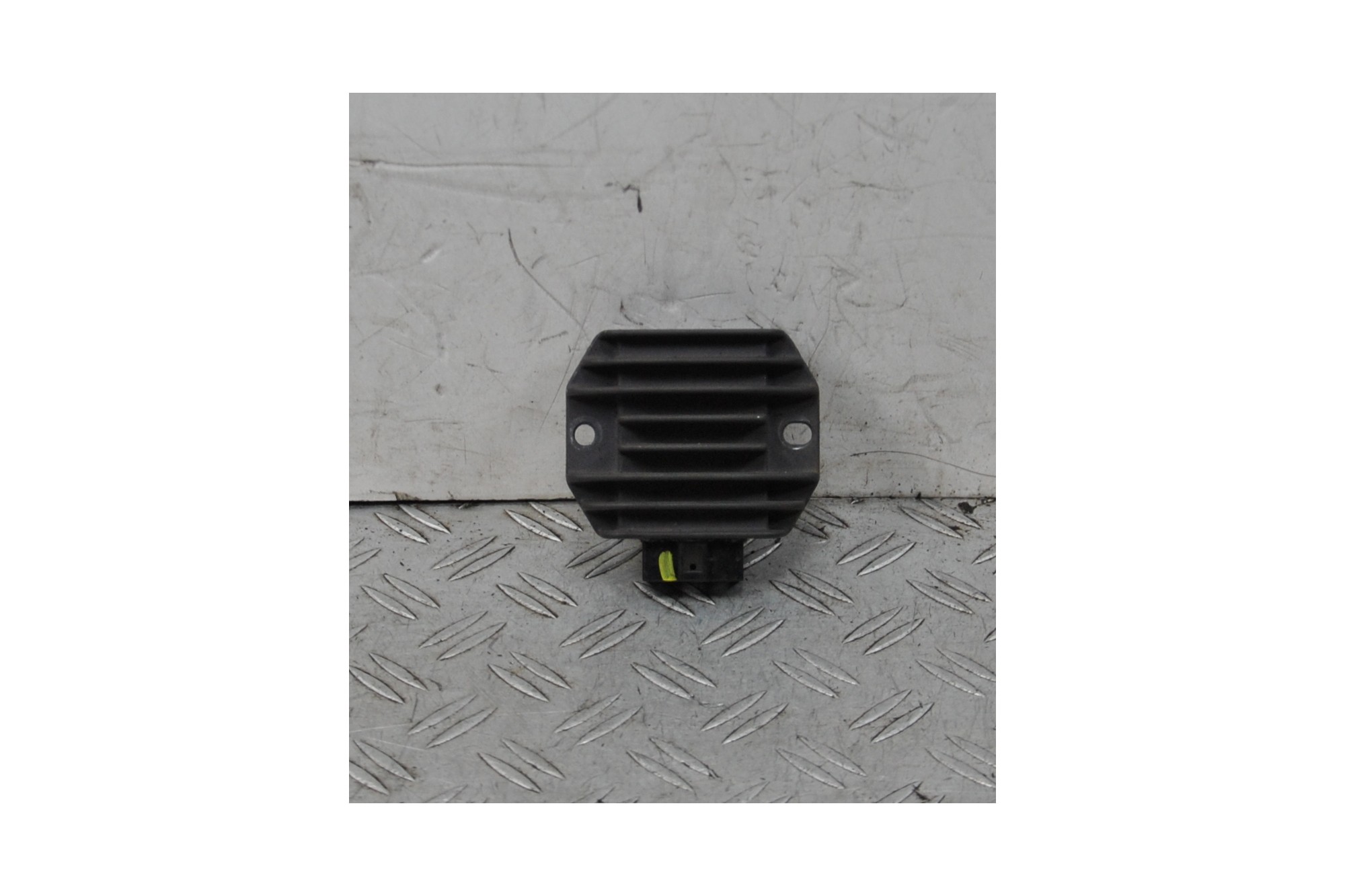 Regolatore Di Tensione Piaggio Liberty 125 I-Get ABS dal 2016 al 2019 COD : Sh40D-12  1666690131920