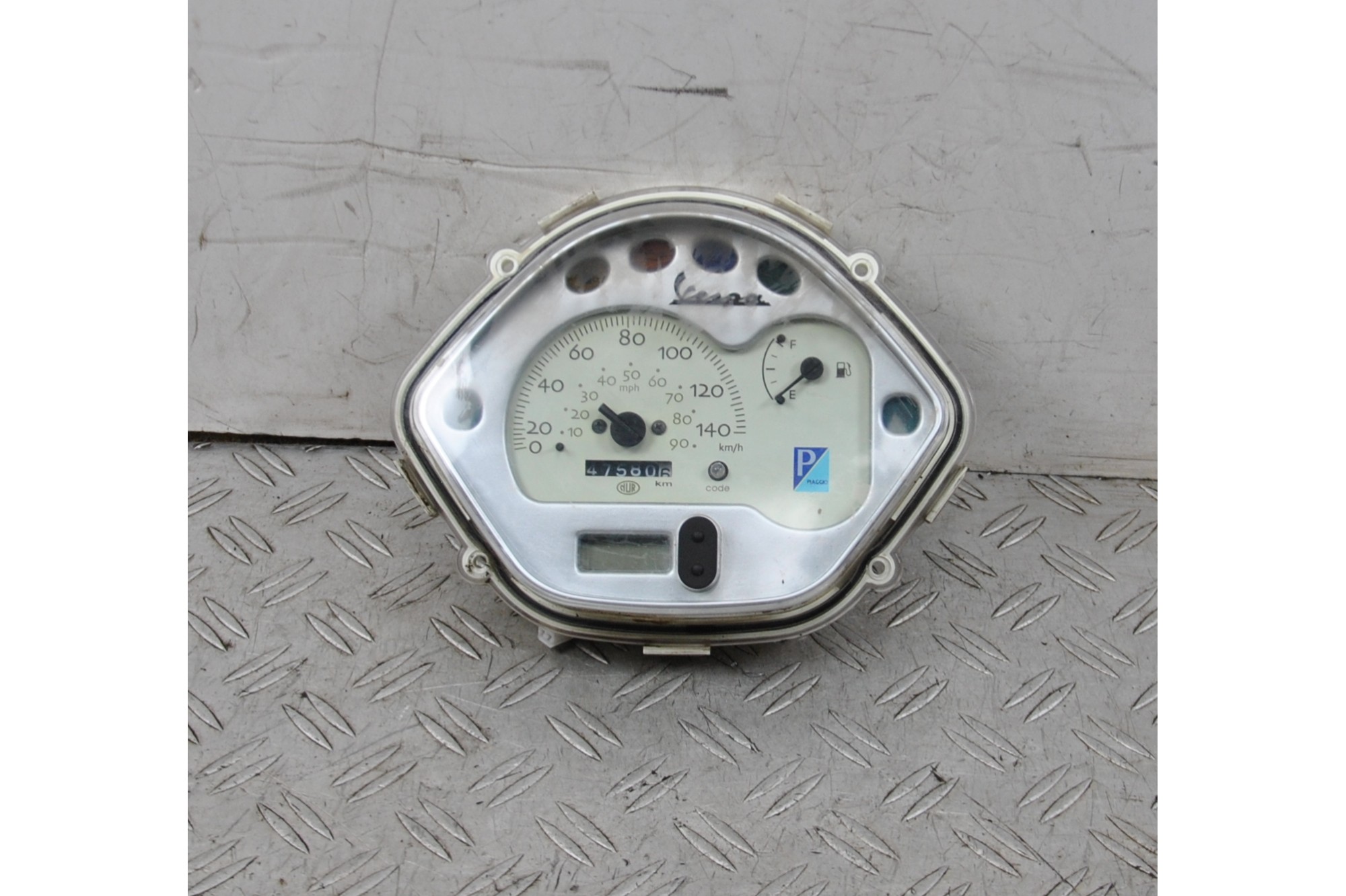 Strumentazione Contachilometri Piaggio Vespa LX 125 / 150 Dal 2012 al 2013  1666690530709