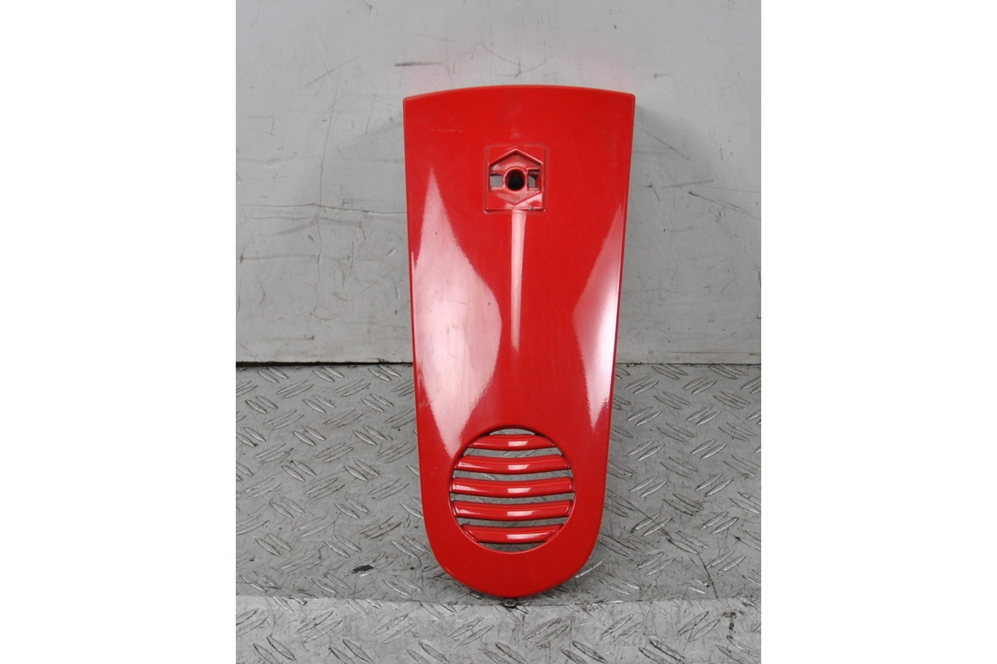 Carena Scudetto Anteriore Piaggio Vespa LX 125 Dal 2012 al 2013  1666690955878