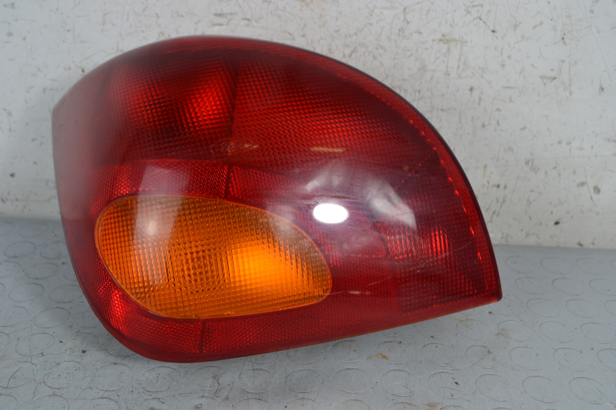 Fanale stop posteriore SX Ford Fiesta IV Dal 1995 al 2002 Cod 96FG13N004BA  1666951015570