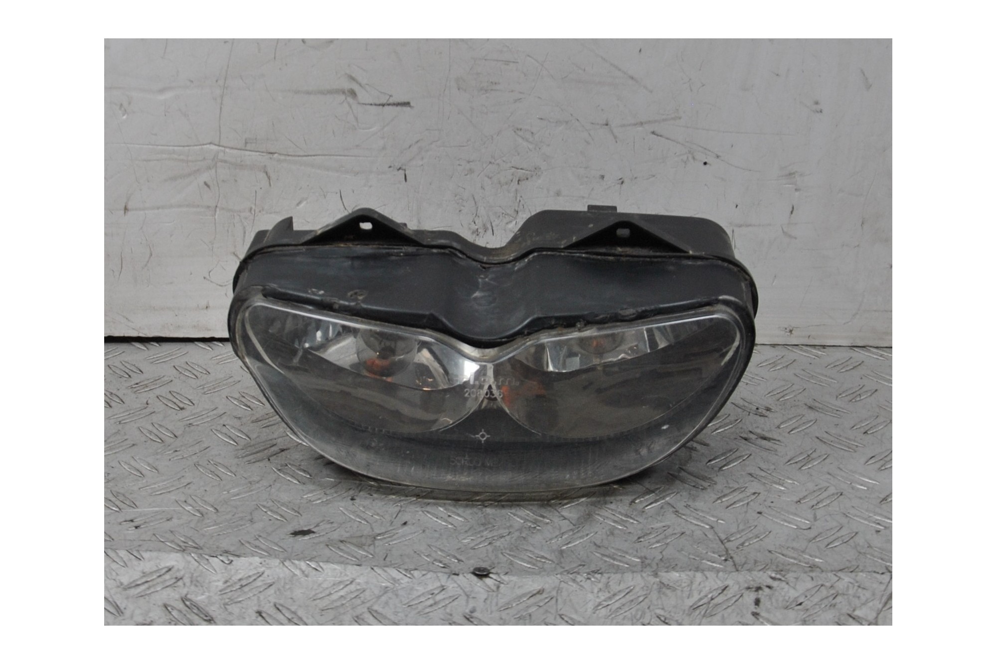 Faro Fanale Anteriore Aprilia RS 125 Dal 1998 al 2006 Con Attacco Rotto  1667551634000