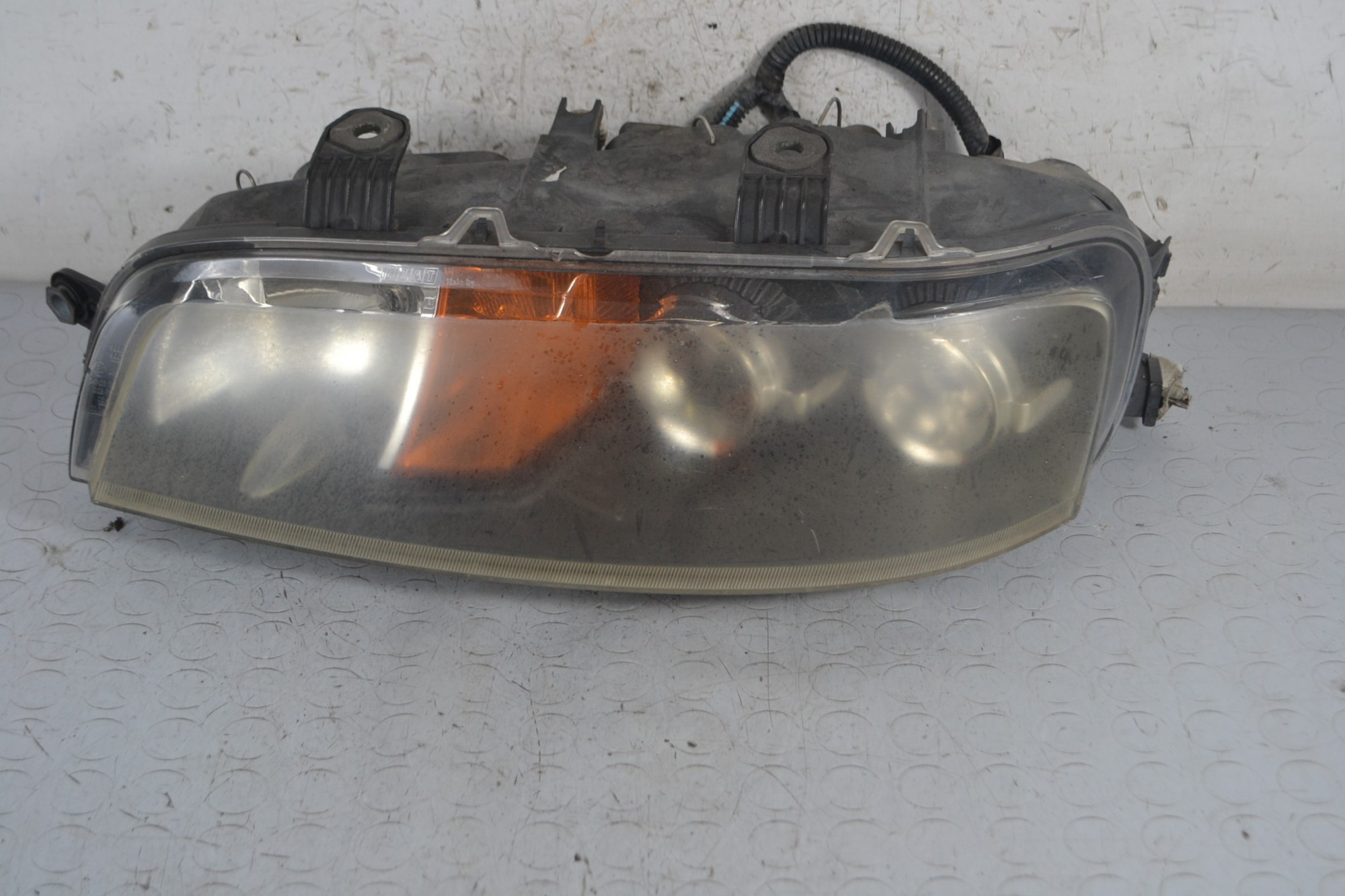 Faro Anteriore SX Fiat Punto 188 dal 1999 al 2011 Cod 89100450  1668068852222