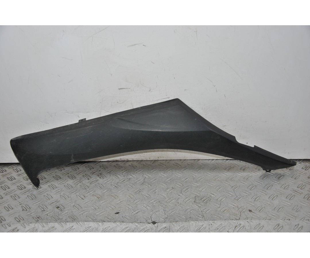 Carena Sottopedana Dx destro Honda Vision 50 / 110 dal 2011 al 2017 1668164549323 Carena Sottopedana Dx destro Honda Vision 50 / 110 dal 2011 al 2017 1668164549323