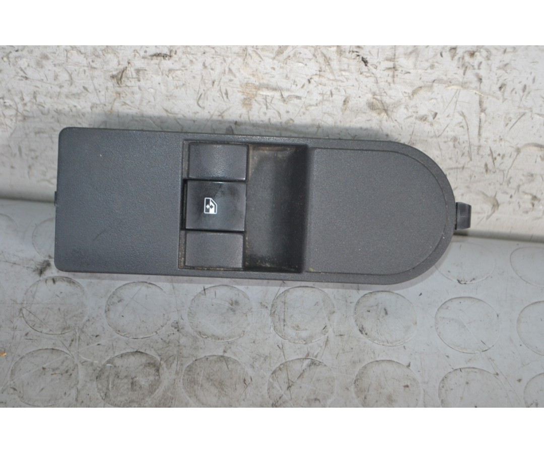 Pulsantiera Alzacristalli Anteriore DX Opel Astra H dal 2004 al 2011 Cod 13228709  1668518680450