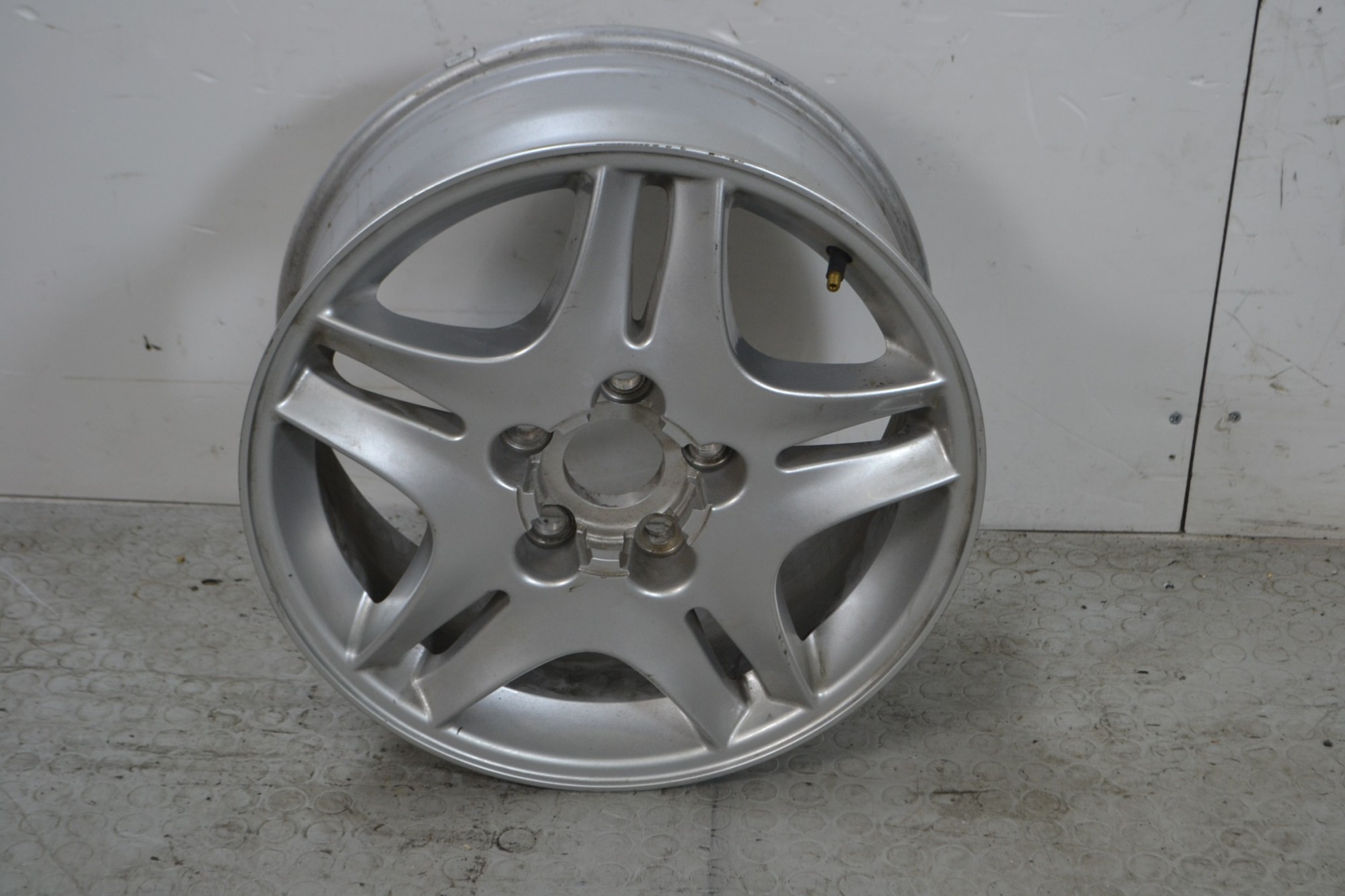 Cerchio in lega R16 DR5 dal 2007 al 2014 Cod t11-3100020ah  1668611232297